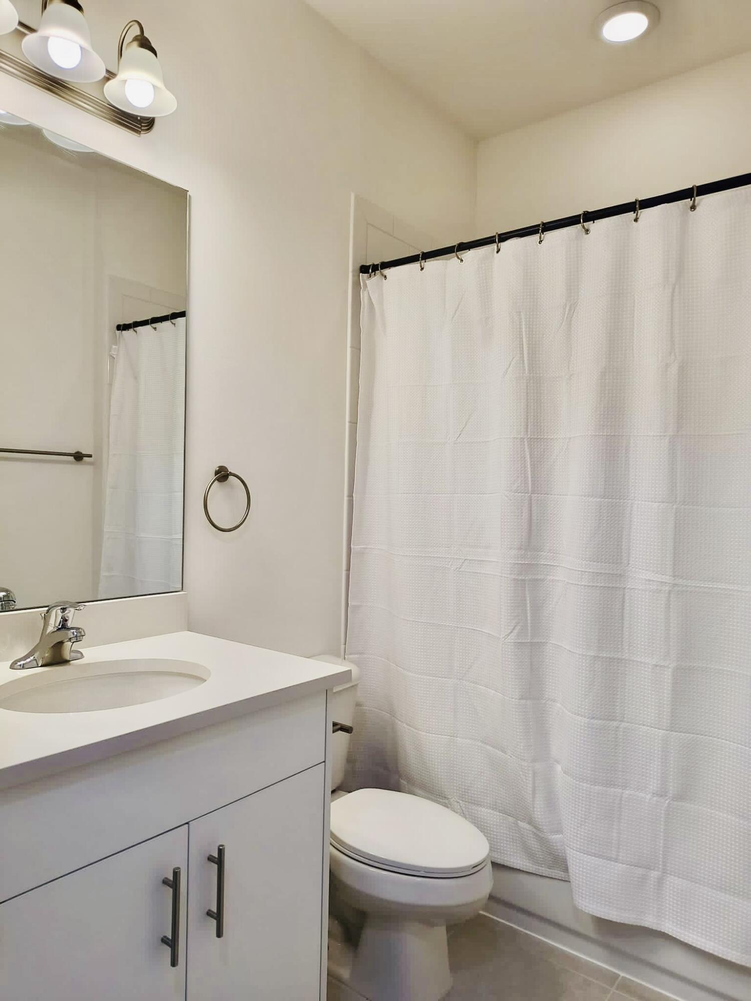 Valencia Grove - Residential Lease