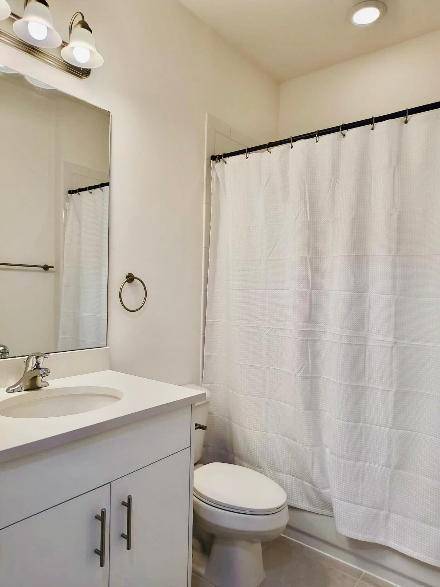 Valencia Grove - Residential Lease