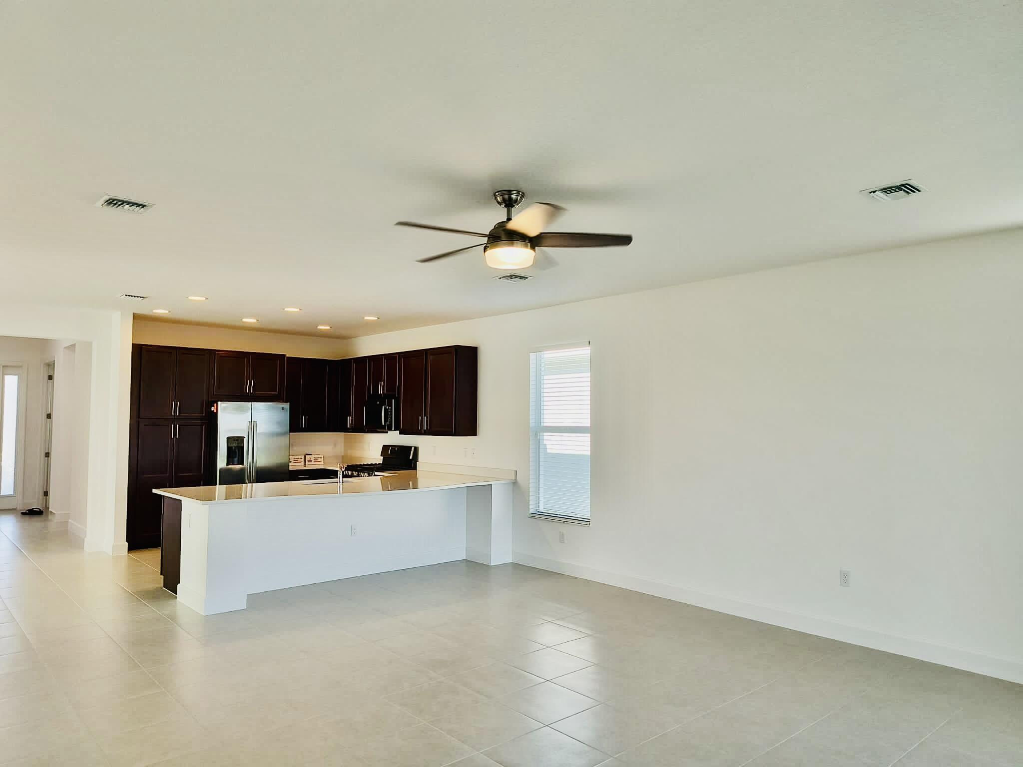 Valencia Grove - Residential Lease