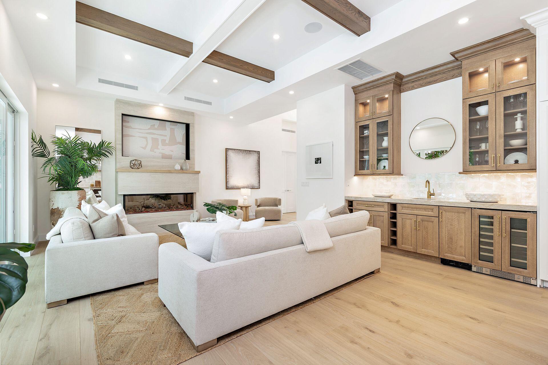EL CID COURT - Residential
