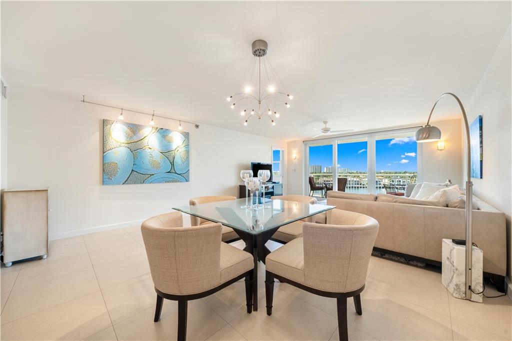 BAYSHORE TOWERS - Residential