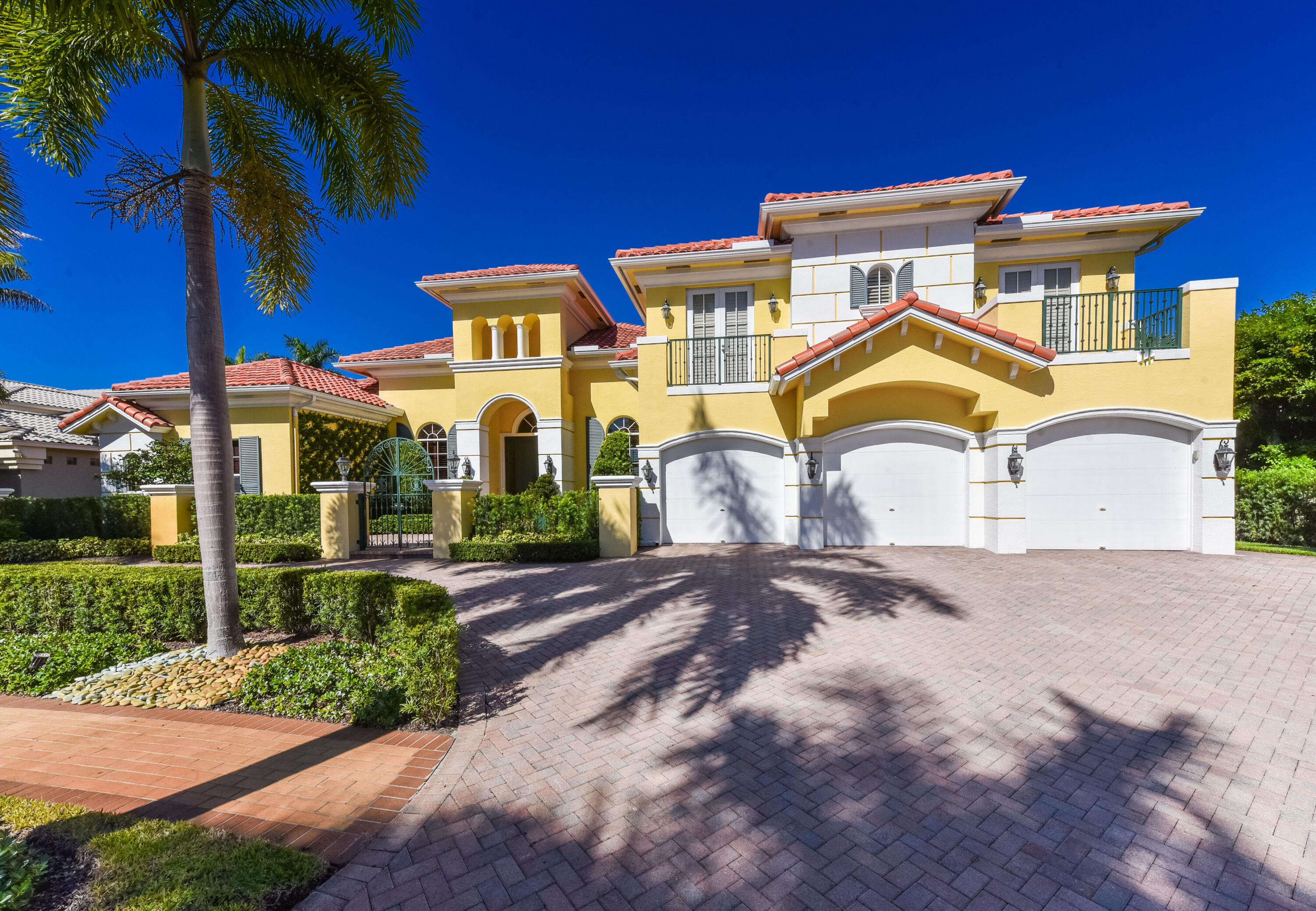 ST ANDREWS COUNTRY CLUB - Residential