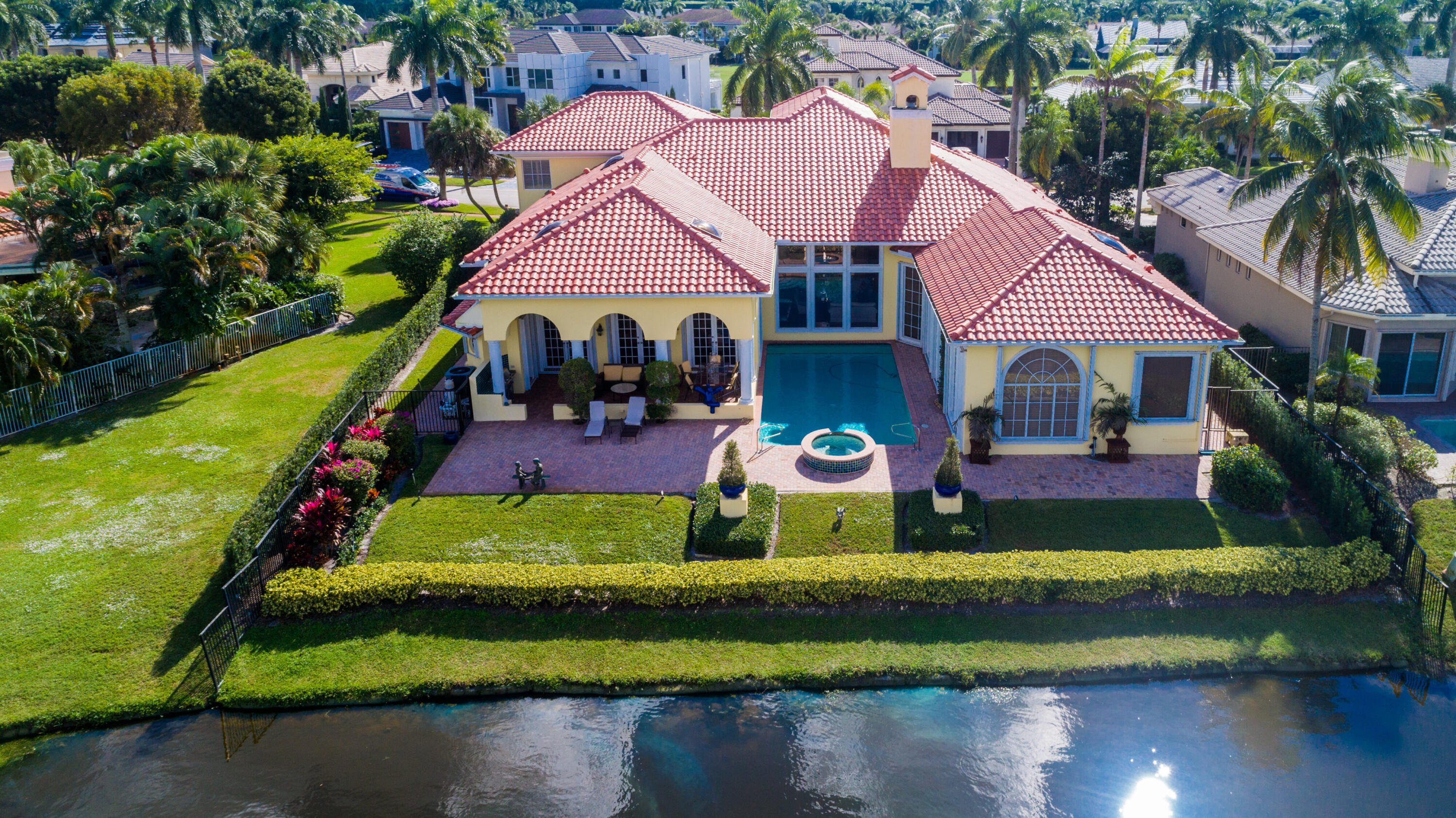 ST ANDREWS COUNTRY CLUB - Residential