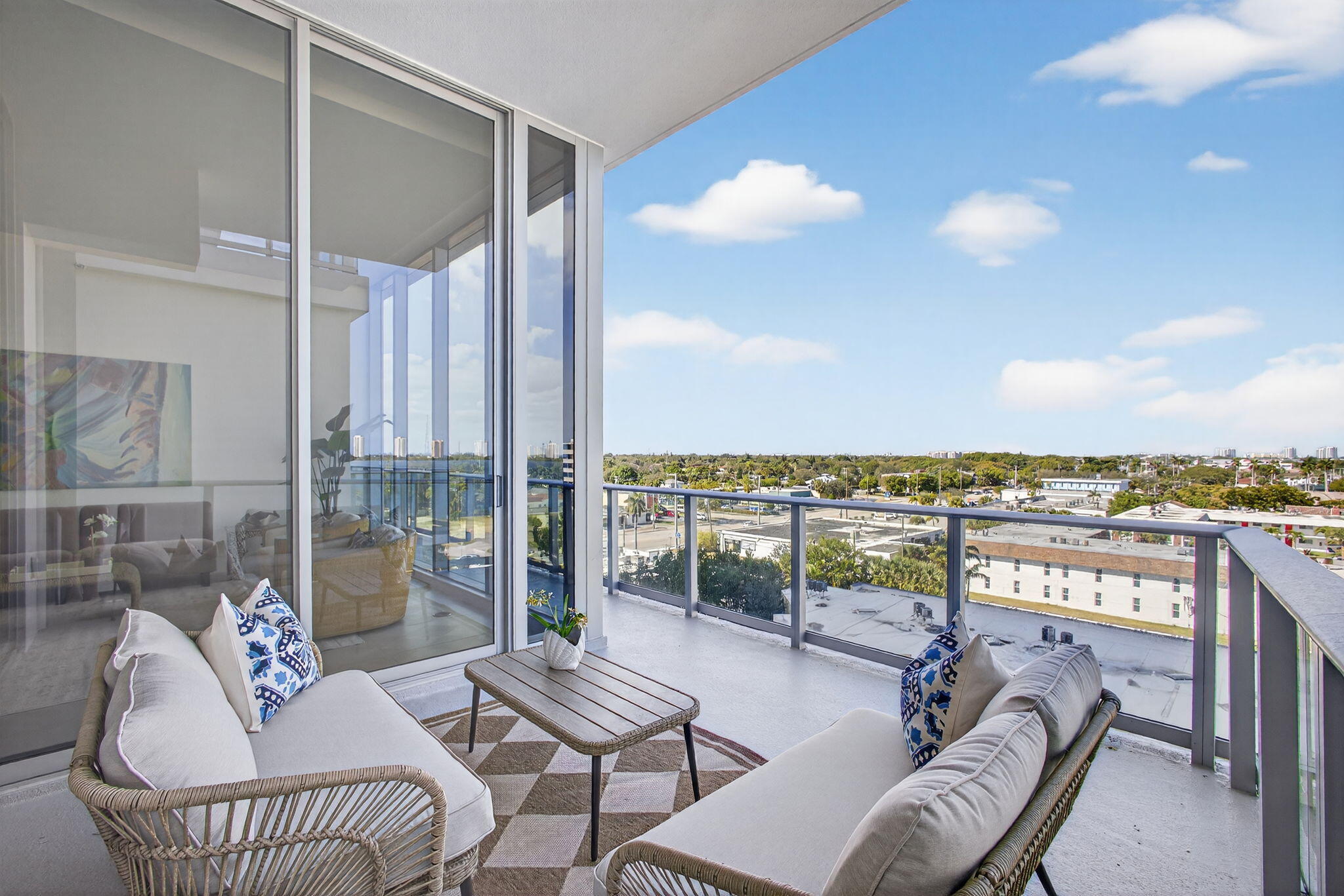 NAUTILUS 220 CONDO - Residential