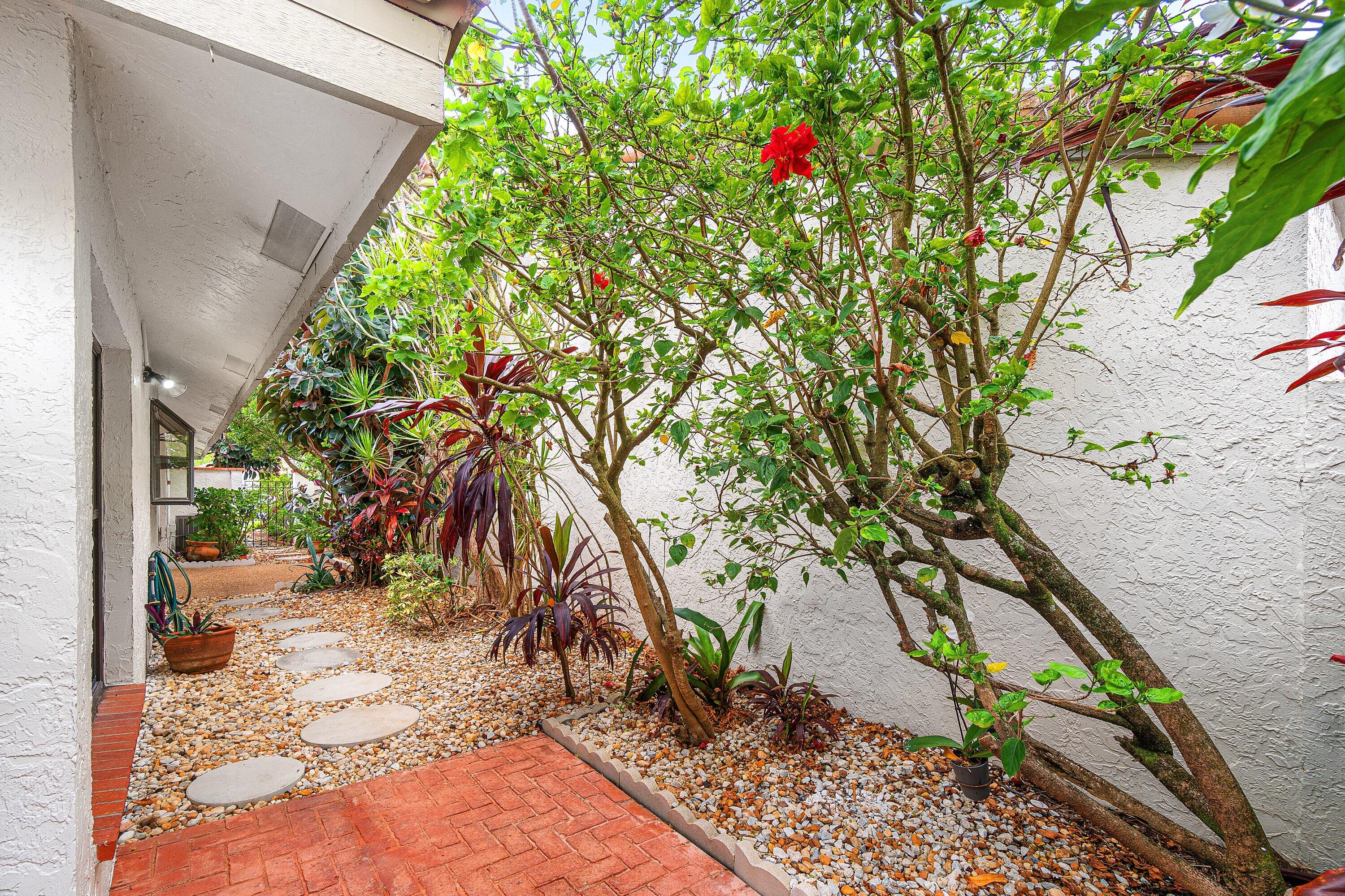 VILLAS OF GREEN GLEN III - Residential