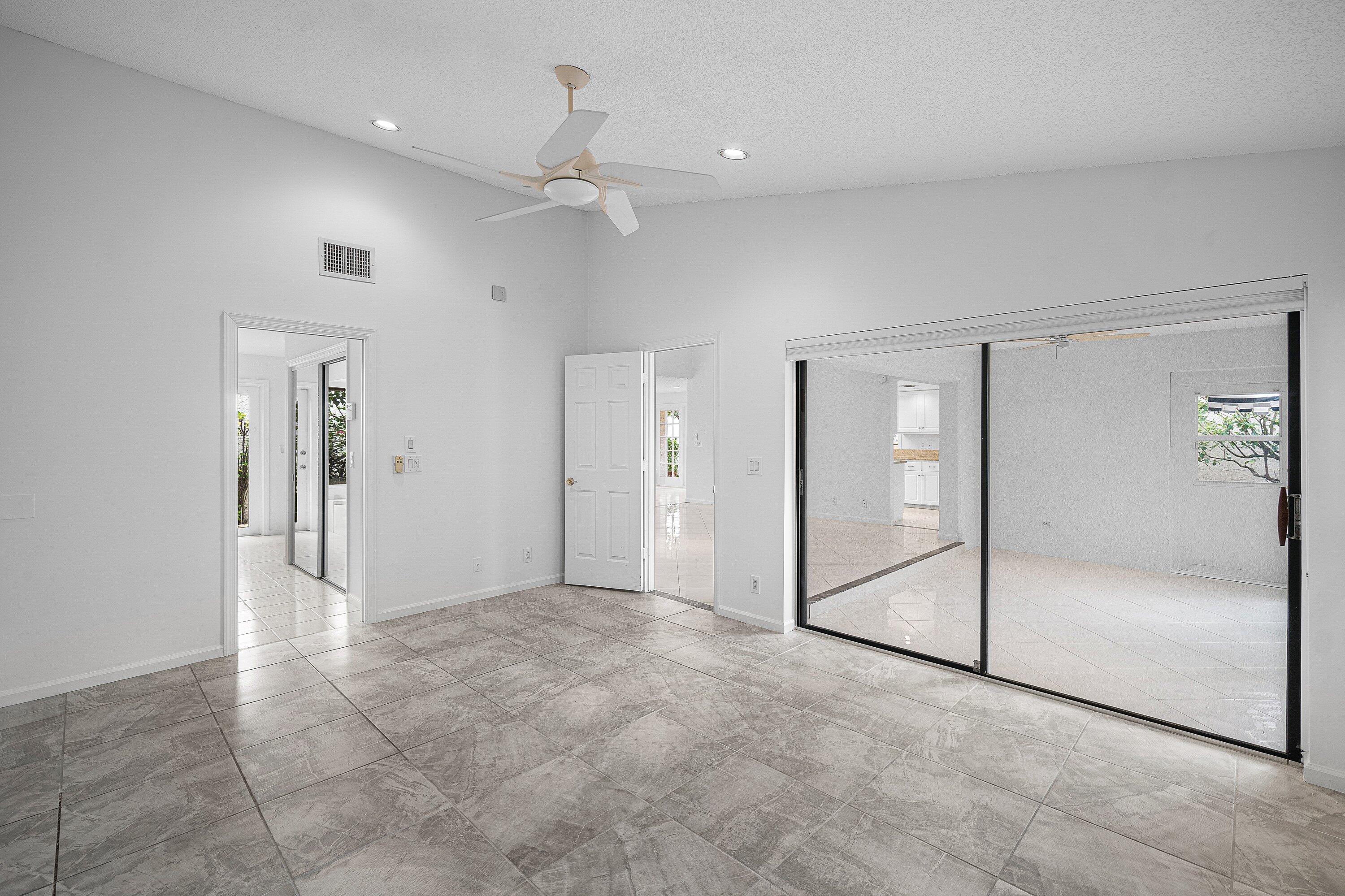 VILLAS OF GREEN GLEN III - Residential