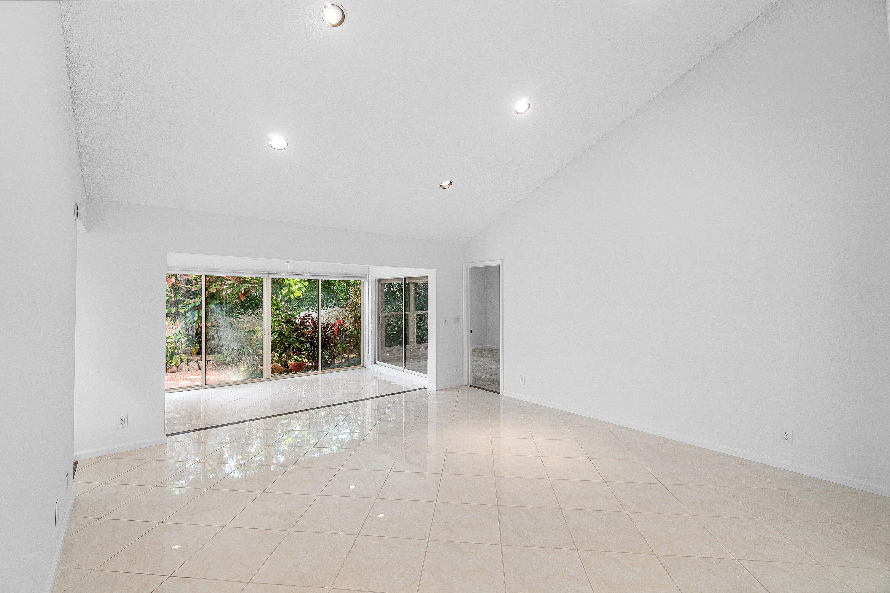 VILLAS OF GREEN GLEN III - Residential