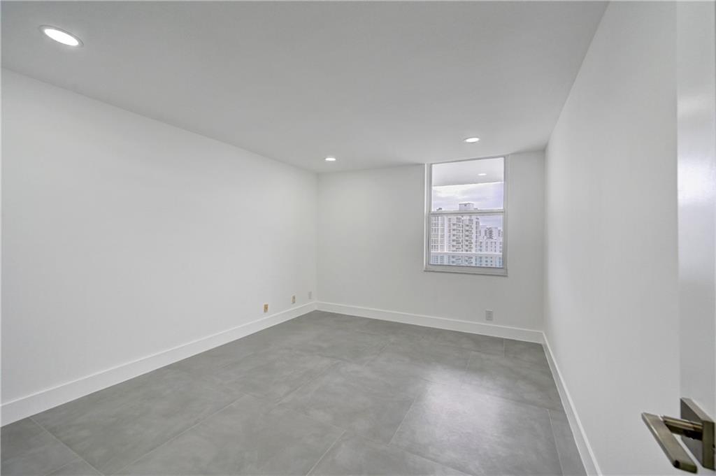 Berkley South Condo - Residential