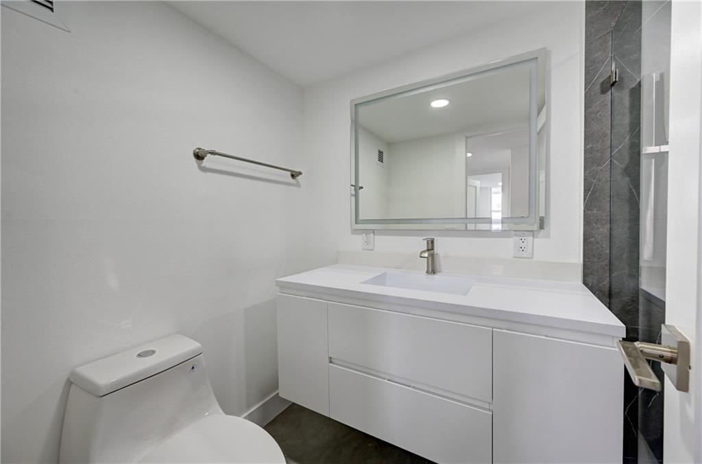 Berkley South Condo - Residential