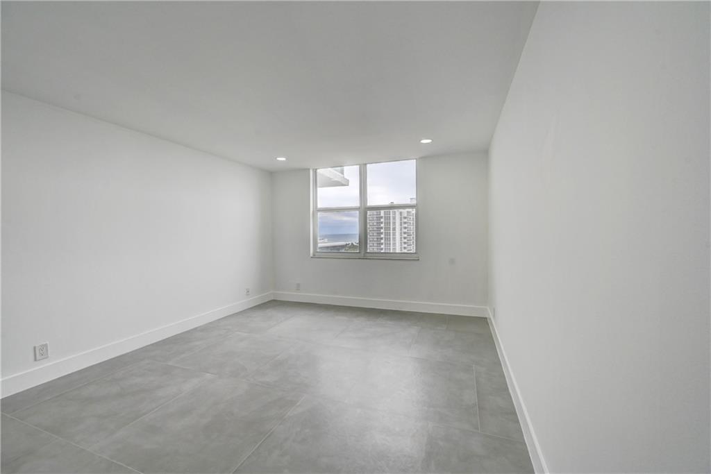 Berkley South Condo - Residential