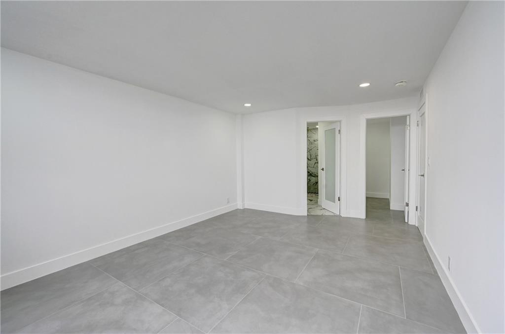 Berkley South Condo - Residential