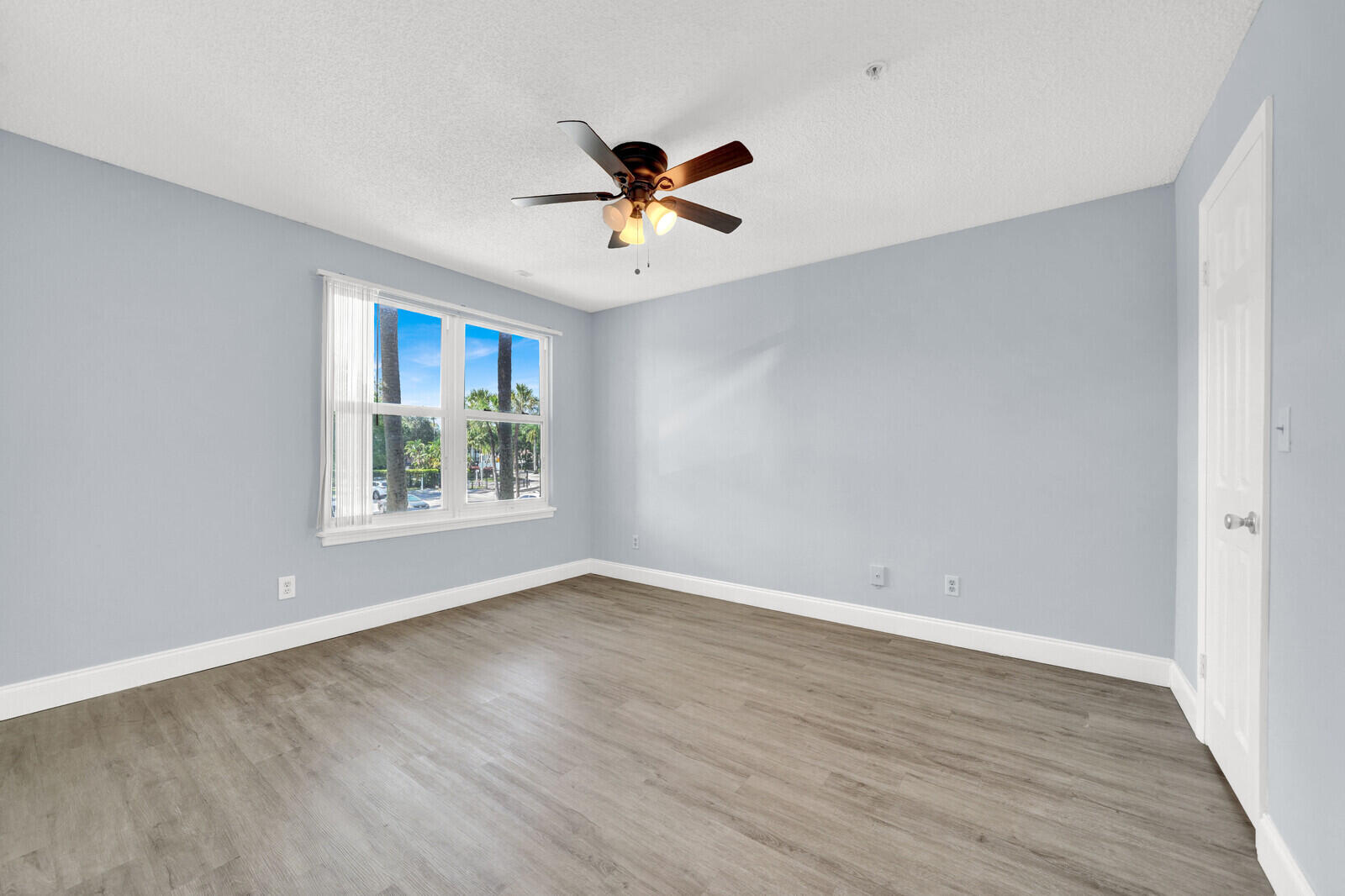 BOYNTON LANDINGS CONDO - Residential Lease