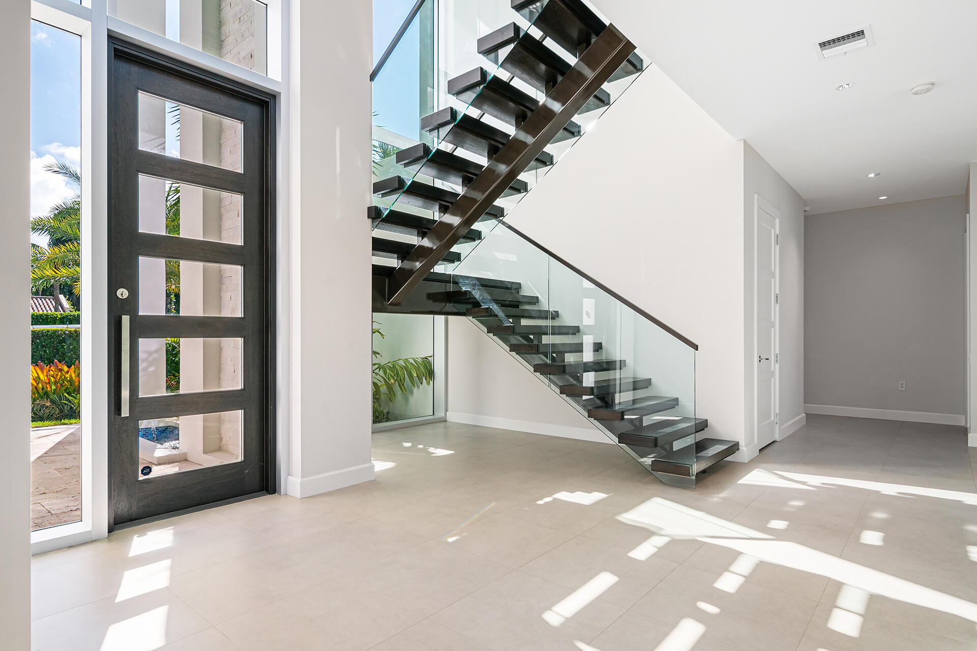 ELLAMAR - Residential