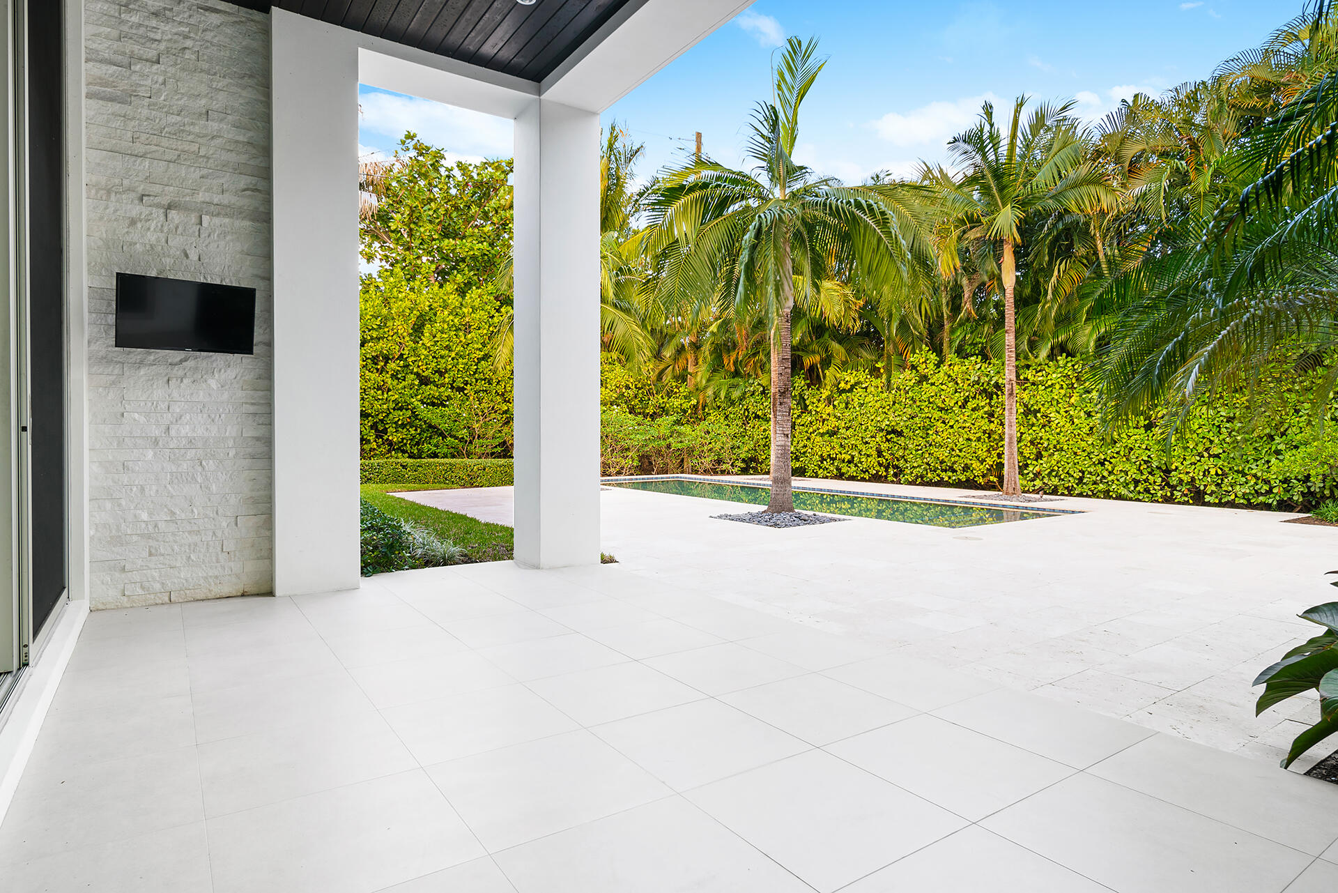 ELLAMAR - Residential
