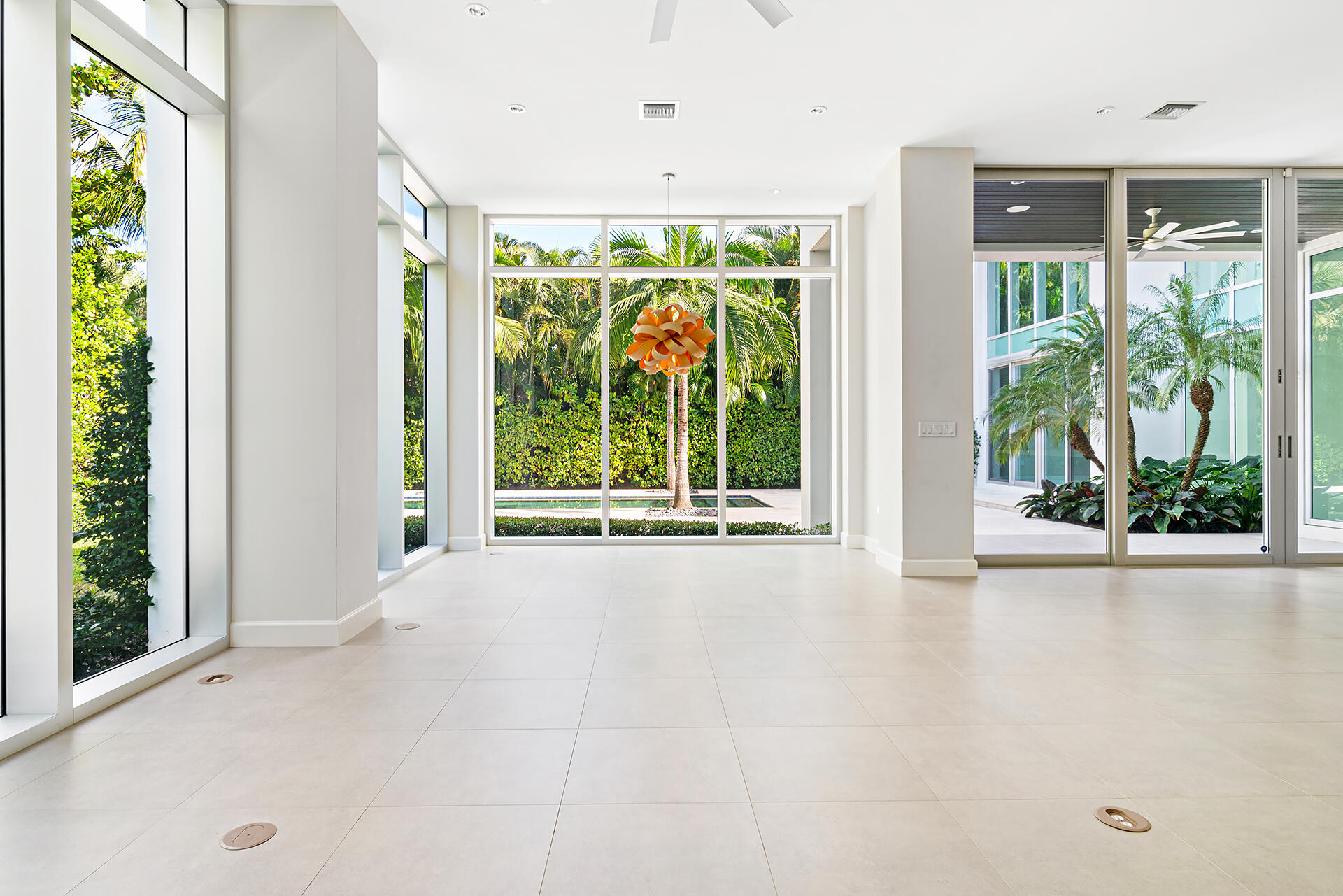 ELLAMAR - Residential