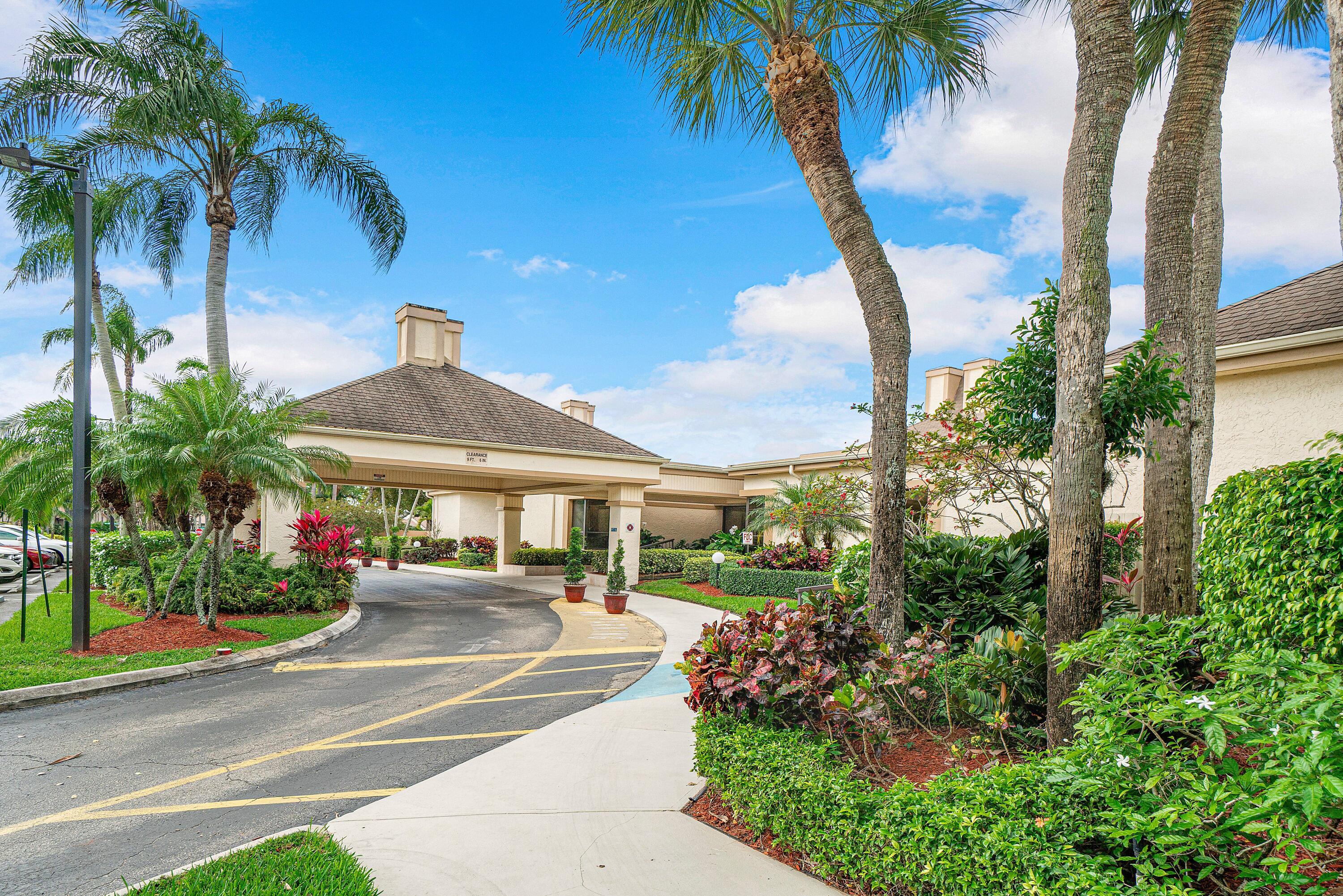 BOCA DELRAY I-III CONDO S FILED IN OR3857P483,4 - Residential Lease