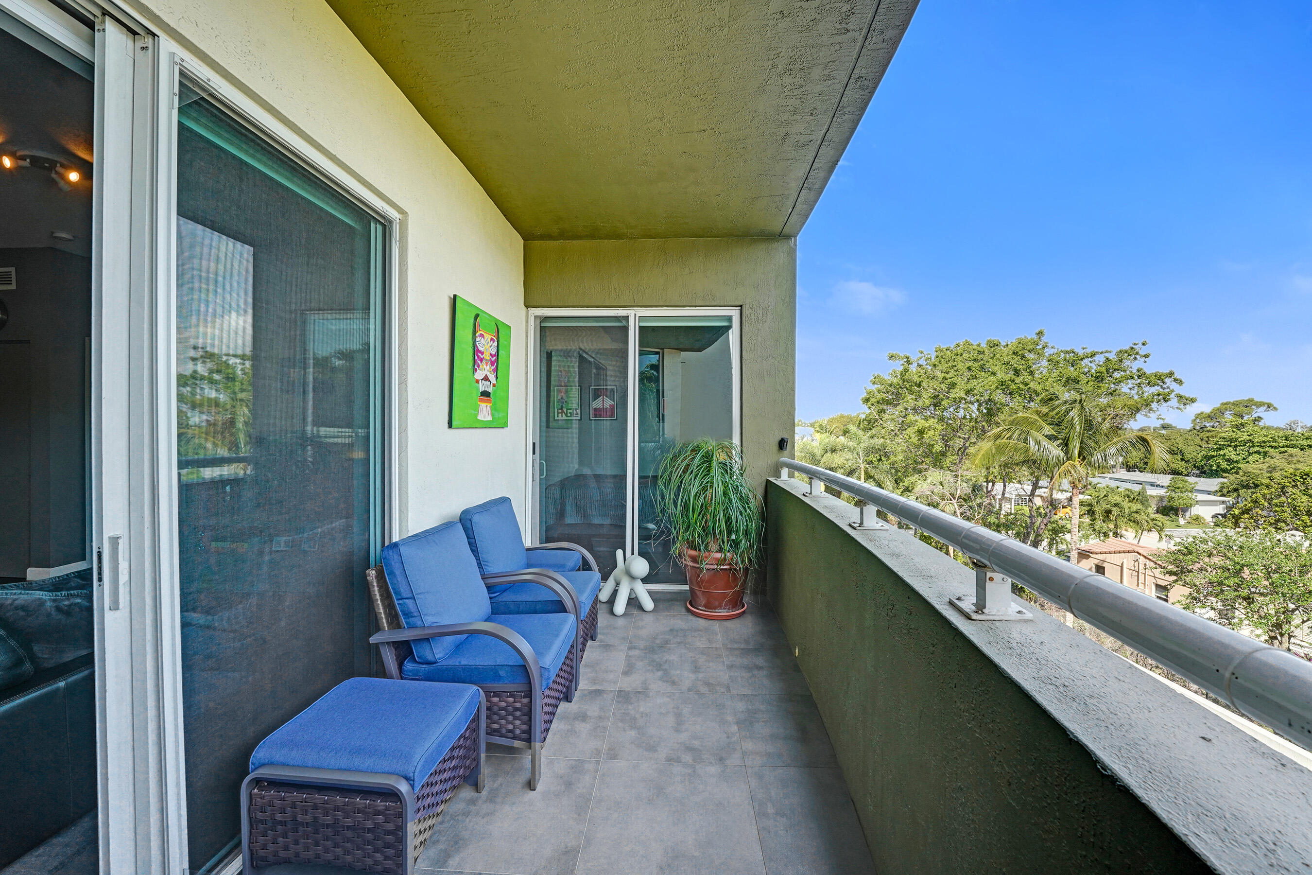 ISLAND CITY LOFTS CONDO - Residential Lease