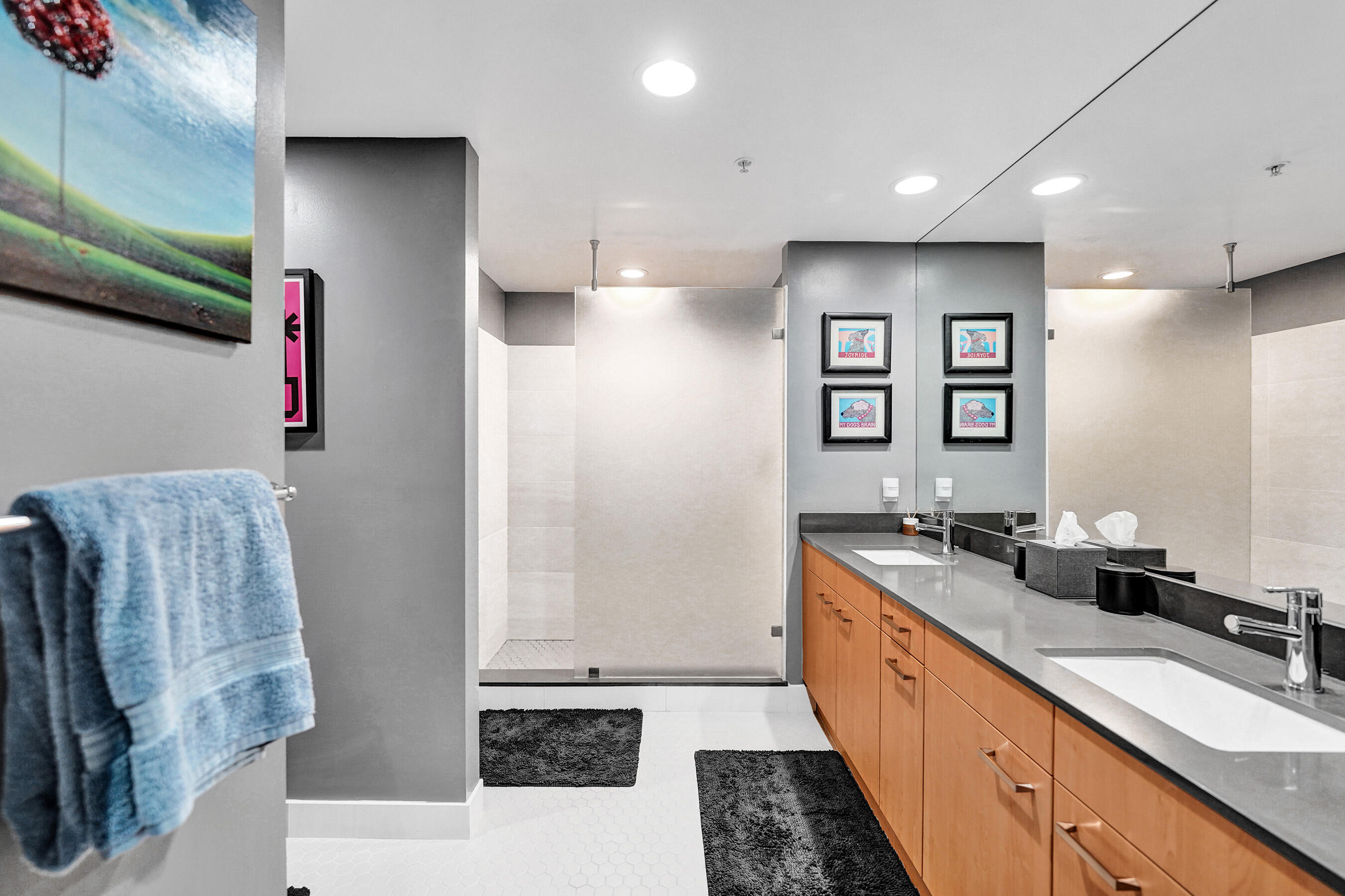 ISLAND CITY LOFTS CONDO - Residential Lease