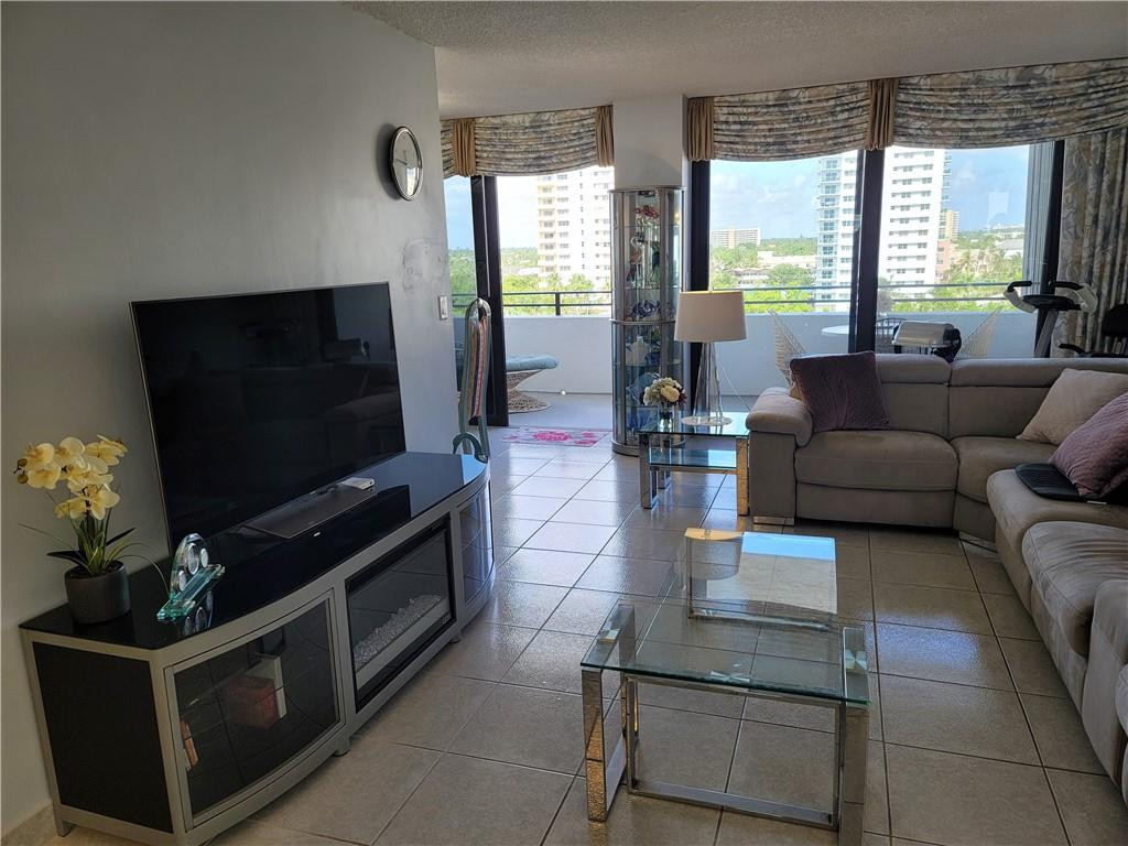 1500 Ocean Club - Residential