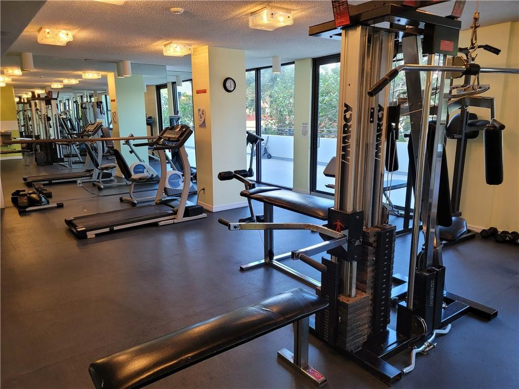 1500 Ocean Club - Residential