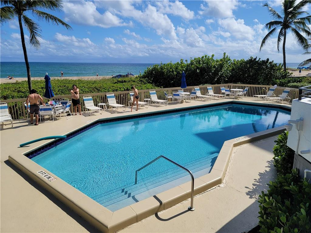 1500 Ocean Club - Residential