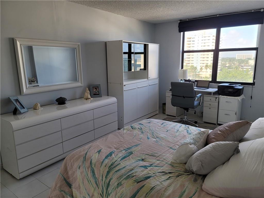 1500 Ocean Club - Residential