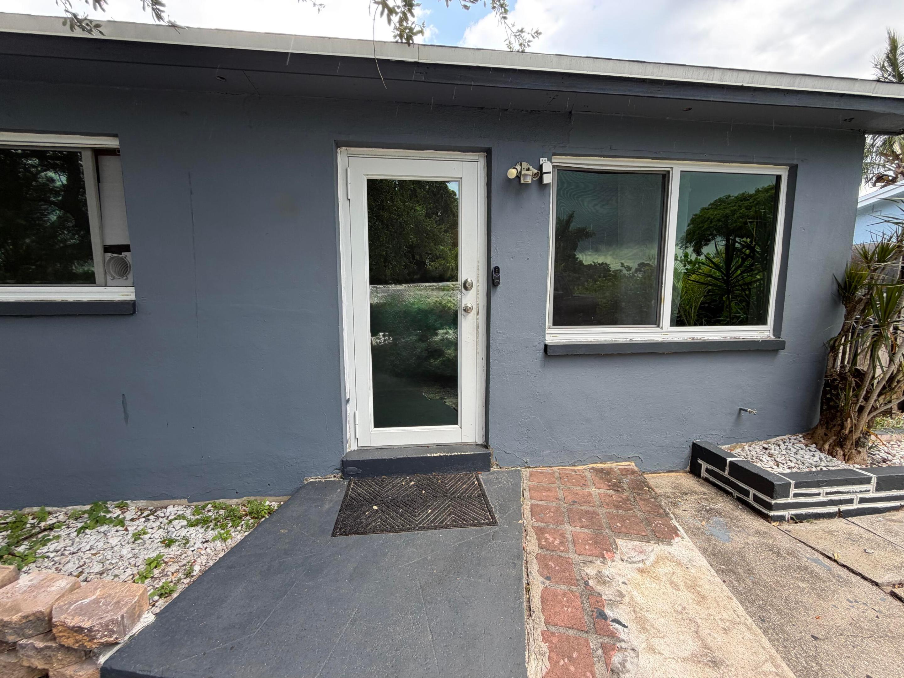 LAKE BOYNTON ESTATES 1 - Residential