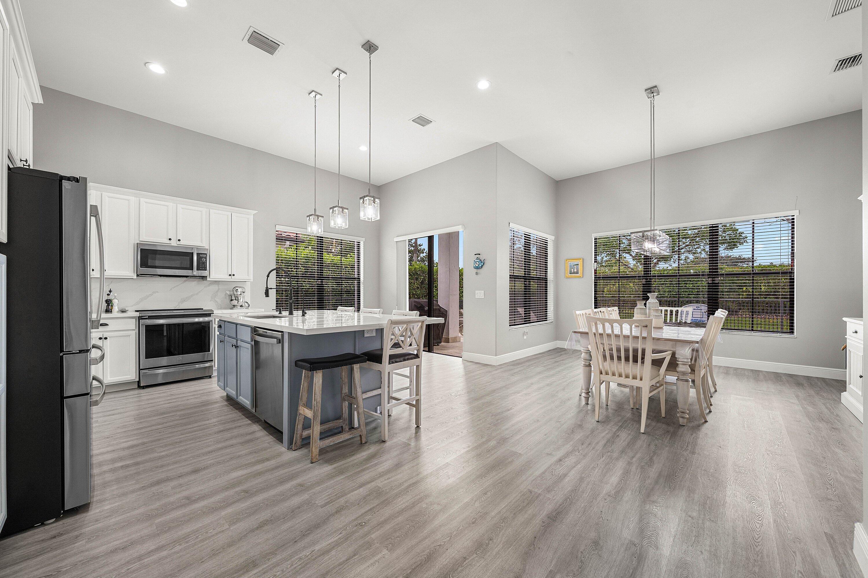 OSPREY OAKS - Residential