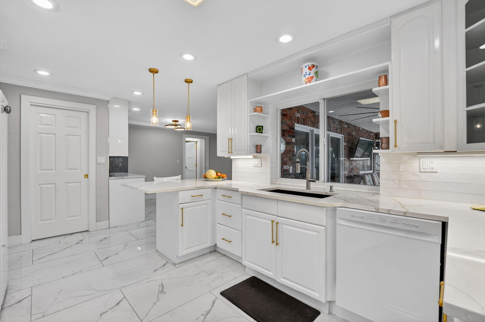 PINES OF DEER CREEK - Residential