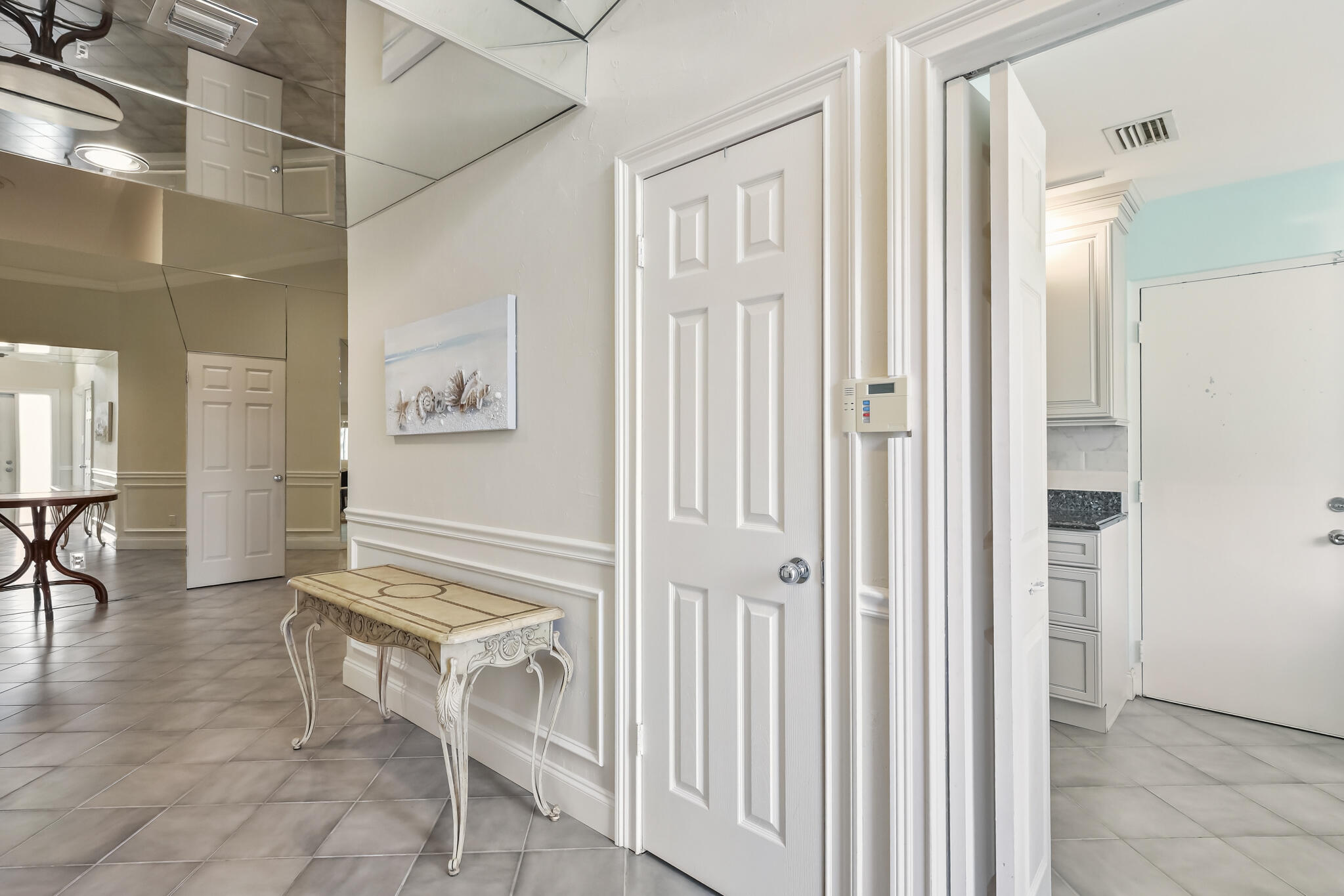 FOUNTAINS OF PALM BEACH CONDO 8 - Residential