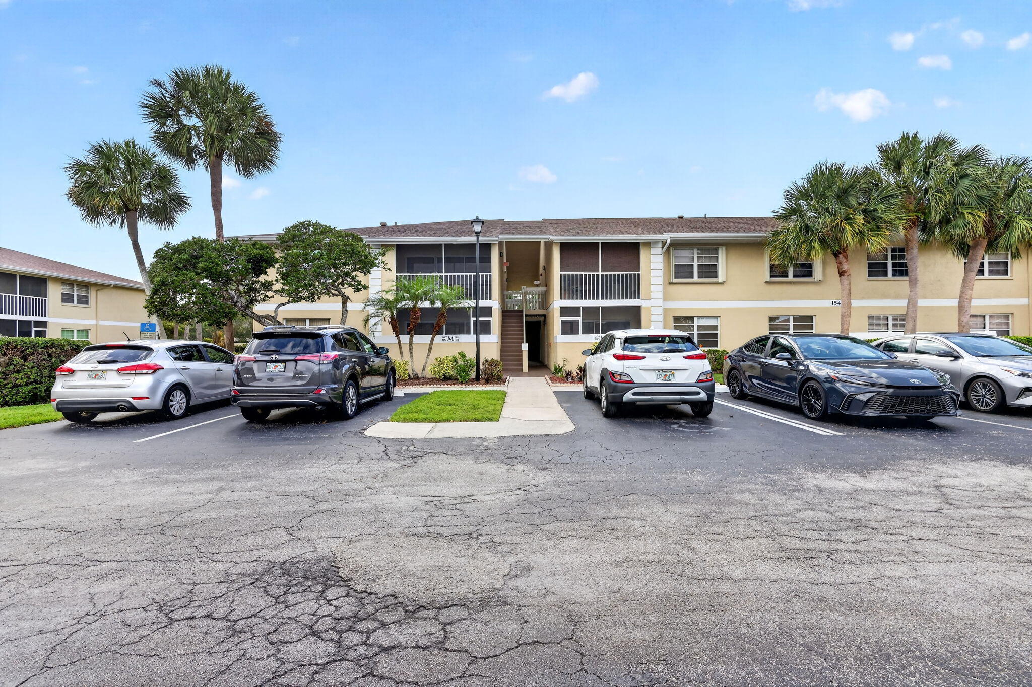 MIDPORT PLACE II, A CONDOMINIUM - Residential