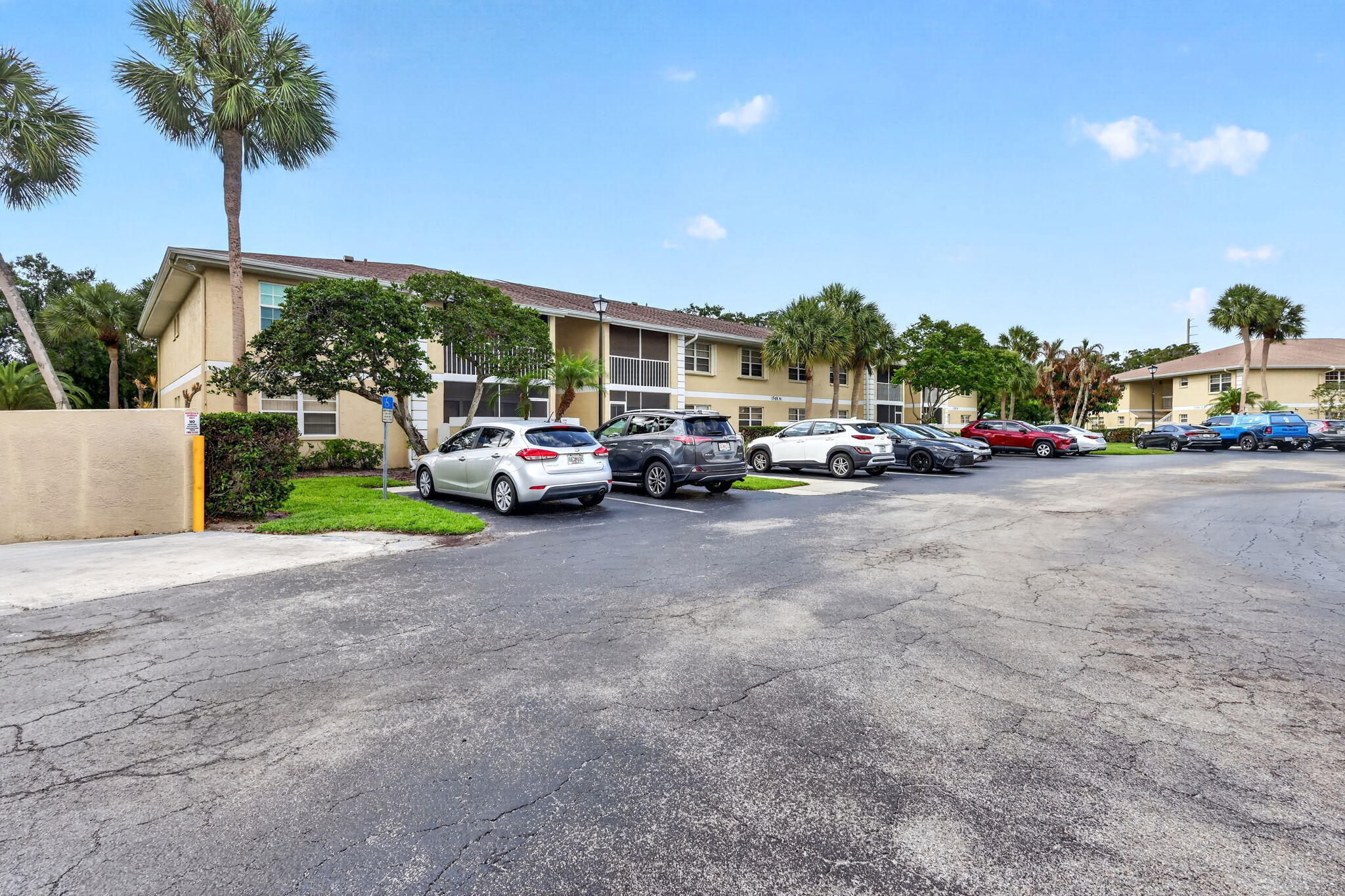 MIDPORT PLACE II, A CONDOMINIUM - Residential
