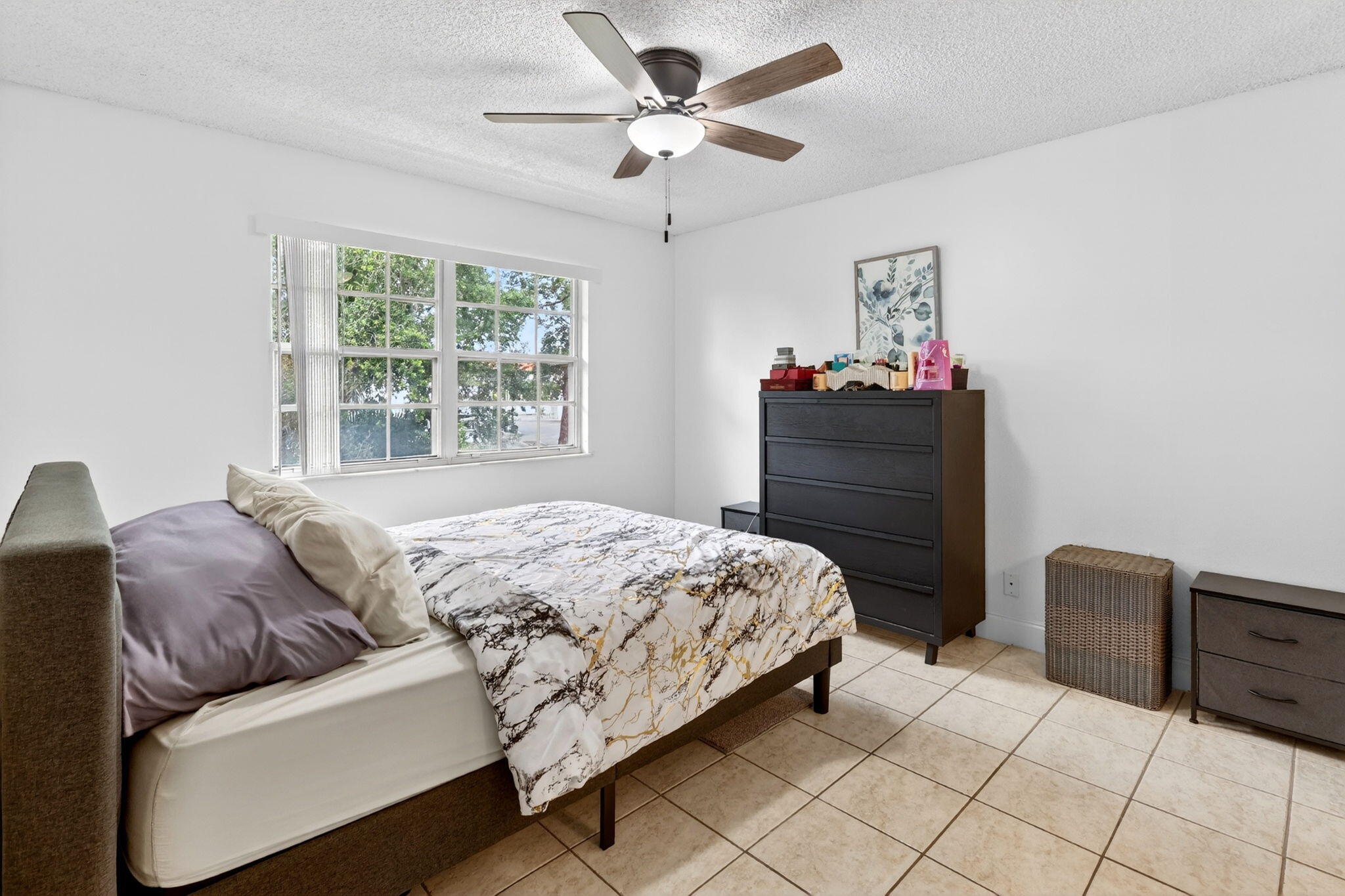 MIDPORT PLACE II, A CONDOMINIUM - Residential