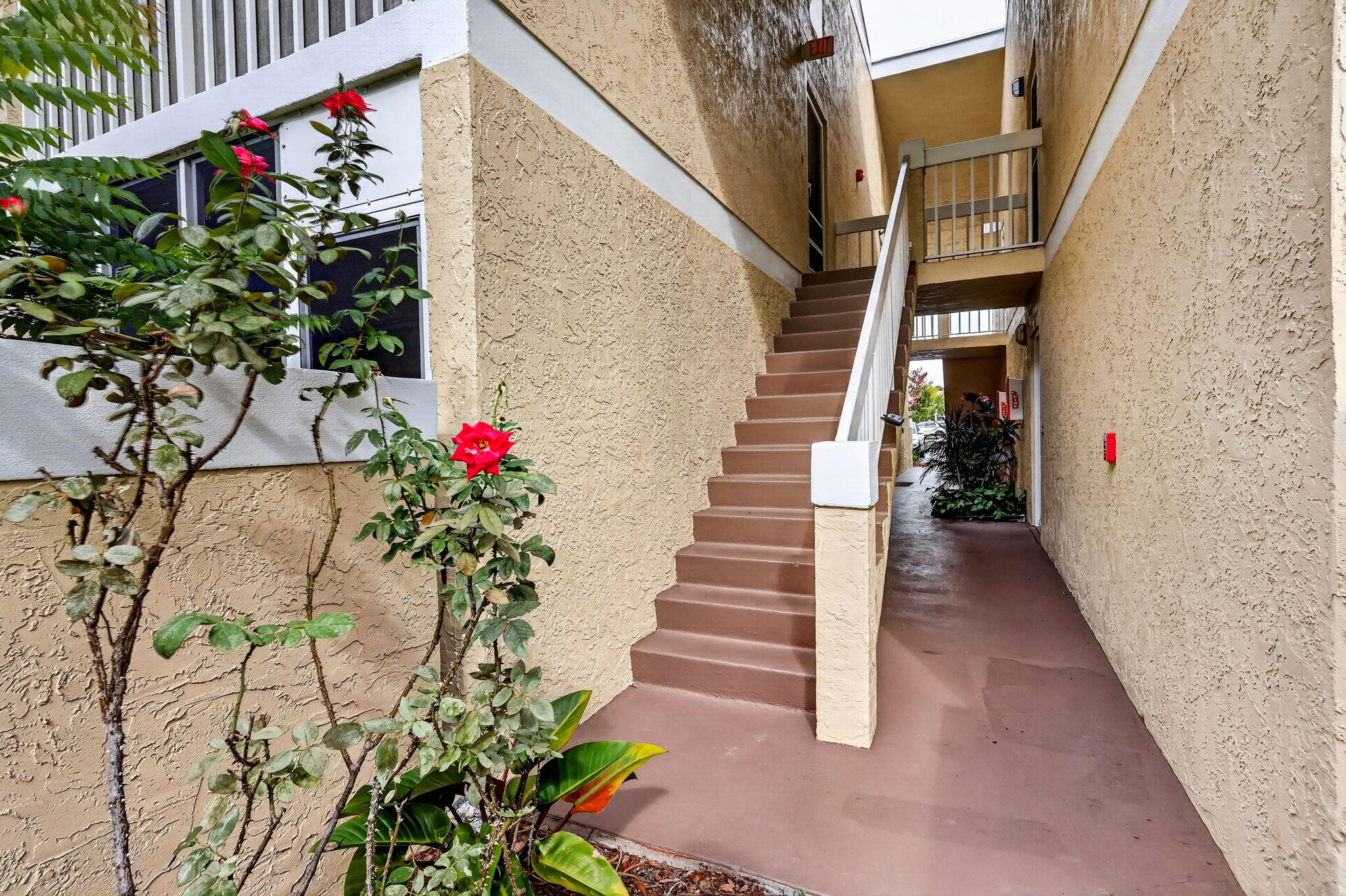 MIDPORT PLACE II, A CONDOMINIUM - Residential