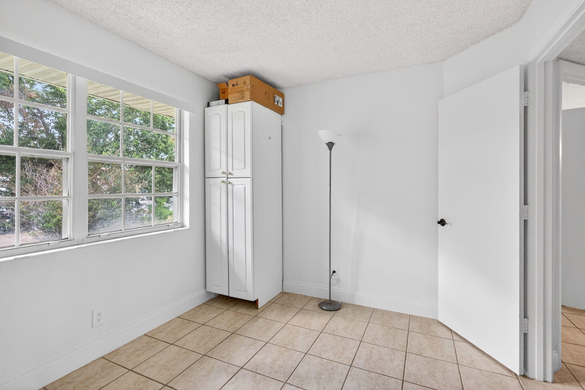 MIDPORT PLACE II, A CONDOMINIUM - Residential