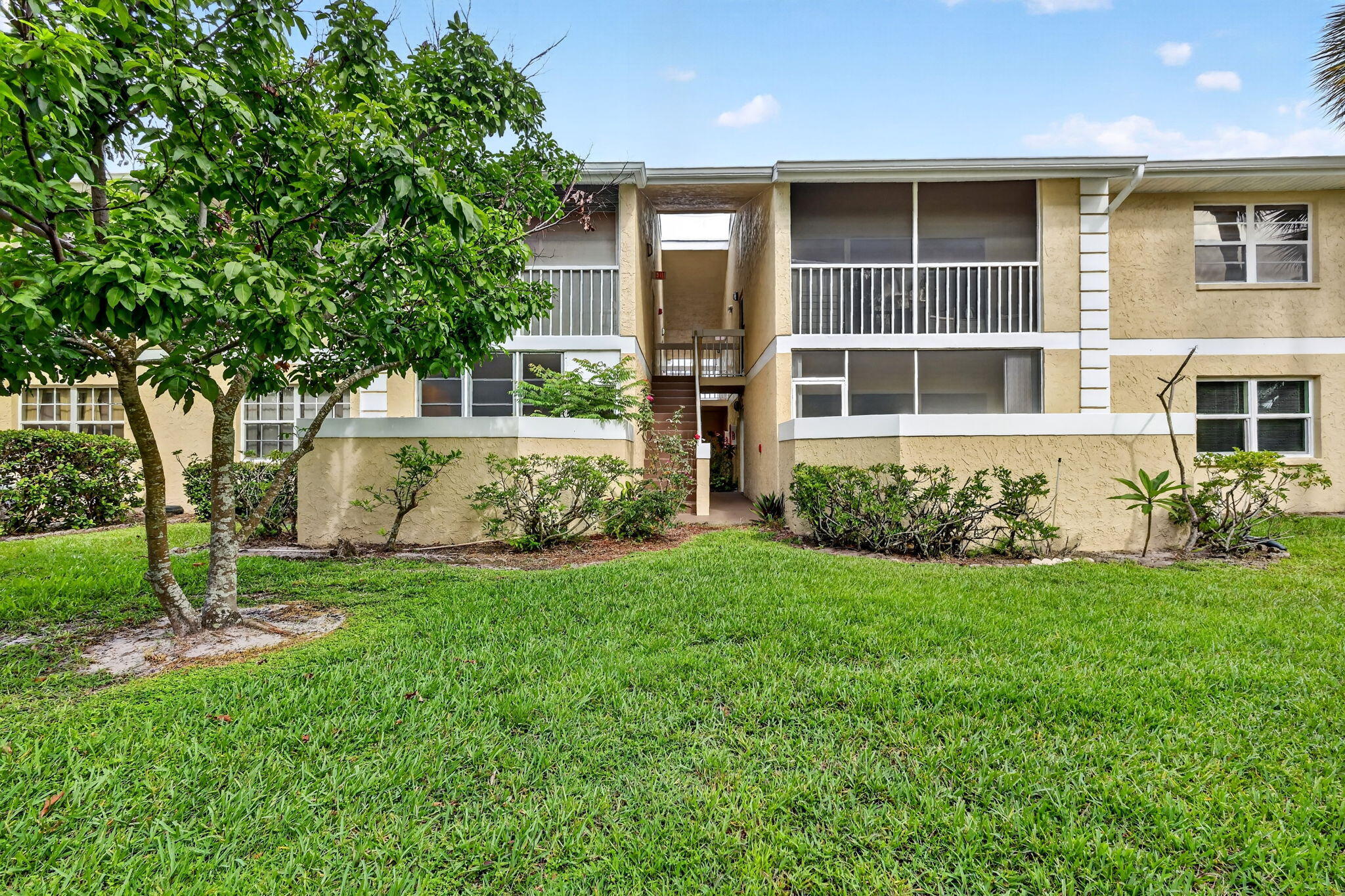 MIDPORT PLACE II, A CONDOMINIUM - Residential