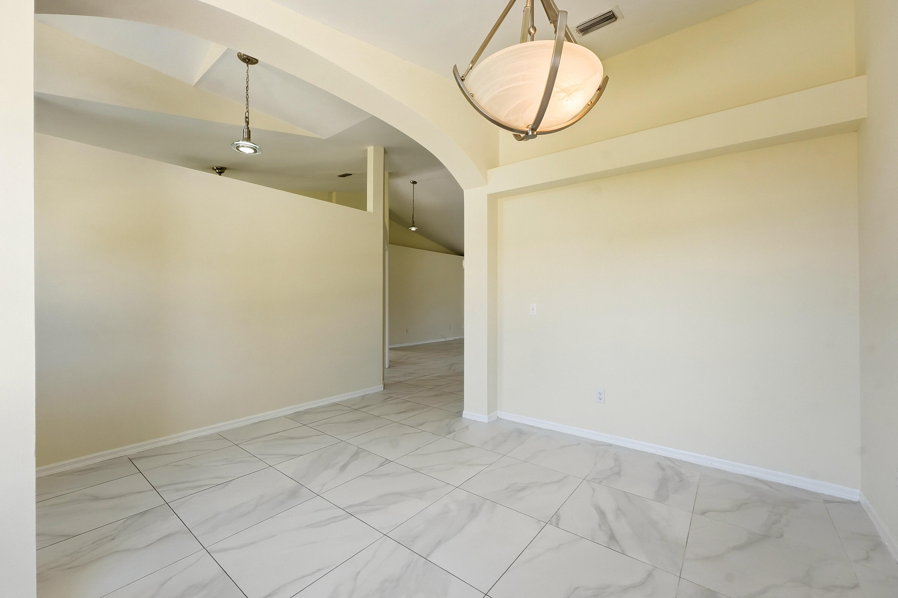PORT ST LUCIE SECTION 8 - Residential