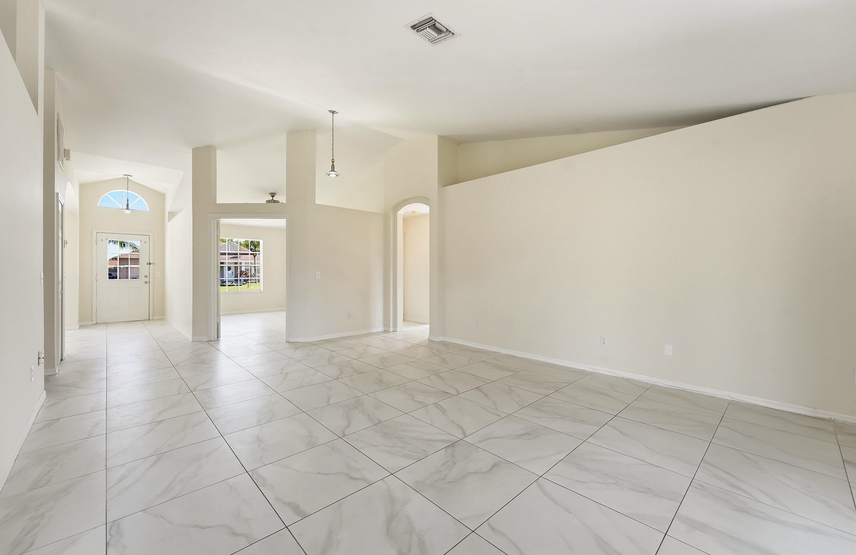 PORT ST LUCIE SECTION 8 - Residential