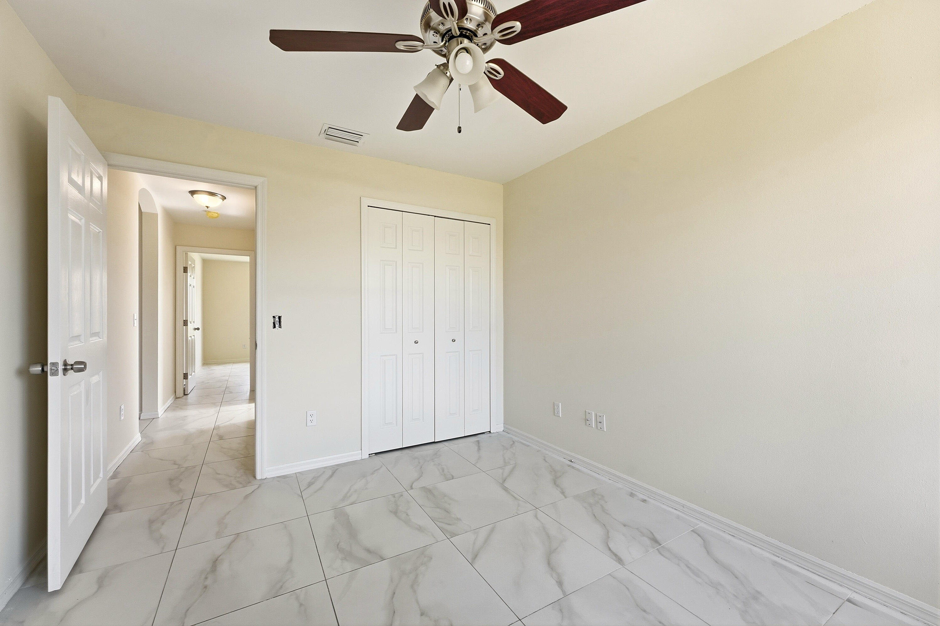 PORT ST LUCIE SECTION 8 - Residential