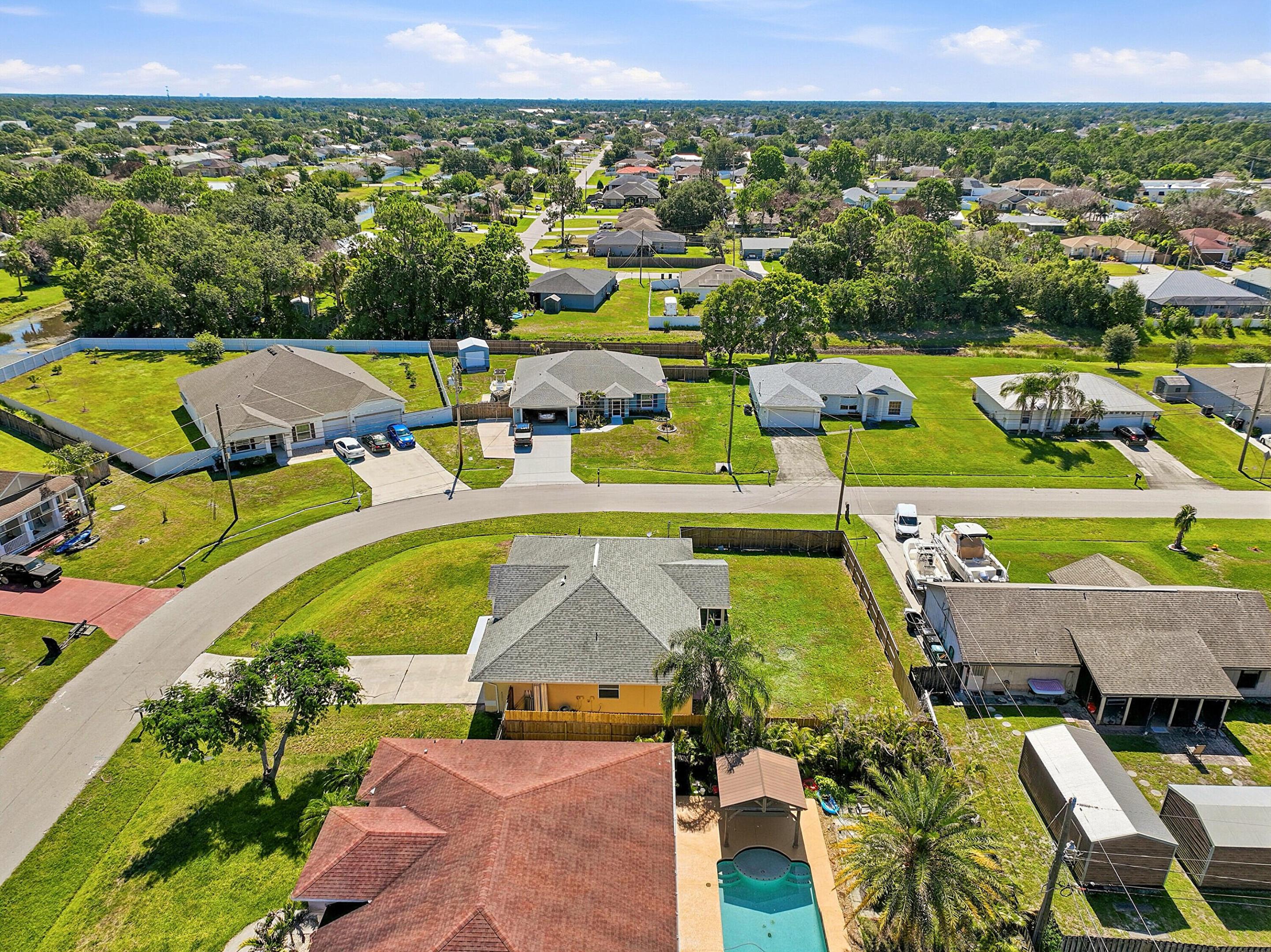 PORT ST LUCIE SECTION 8 - Residential