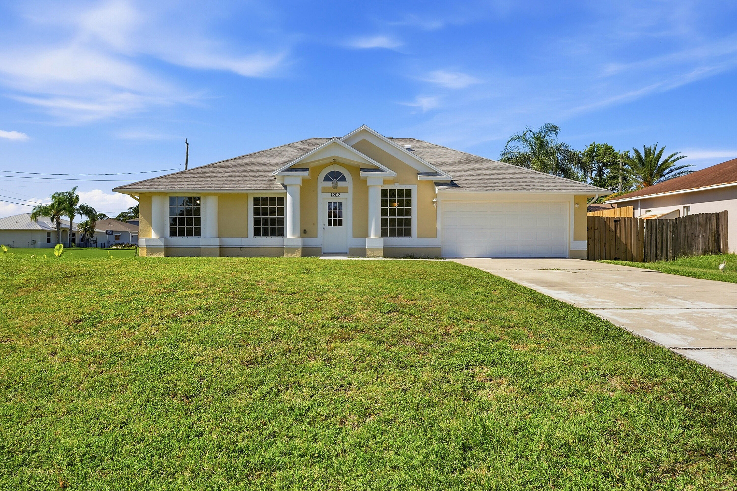 PORT ST LUCIE SECTION 8 - Residential