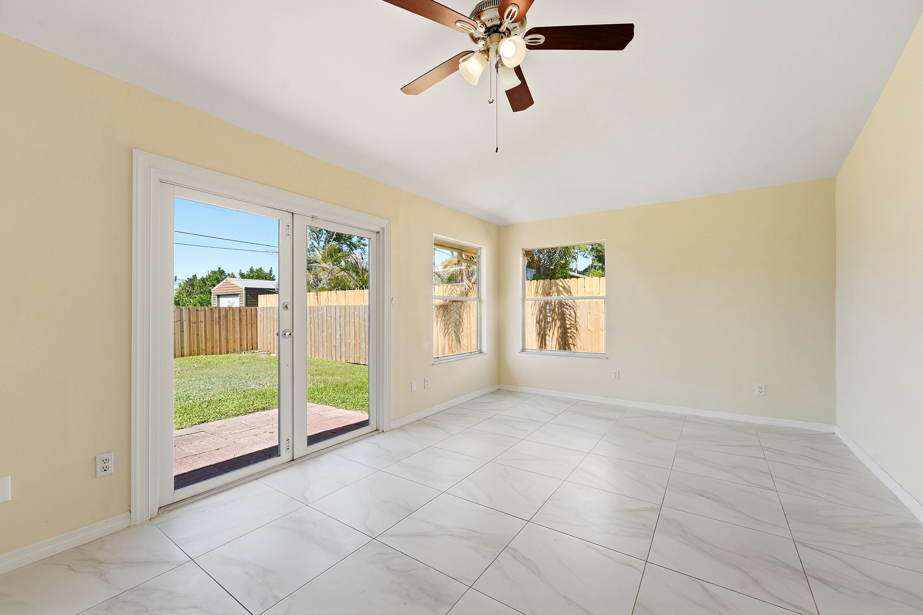 PORT ST LUCIE SECTION 8 - Residential