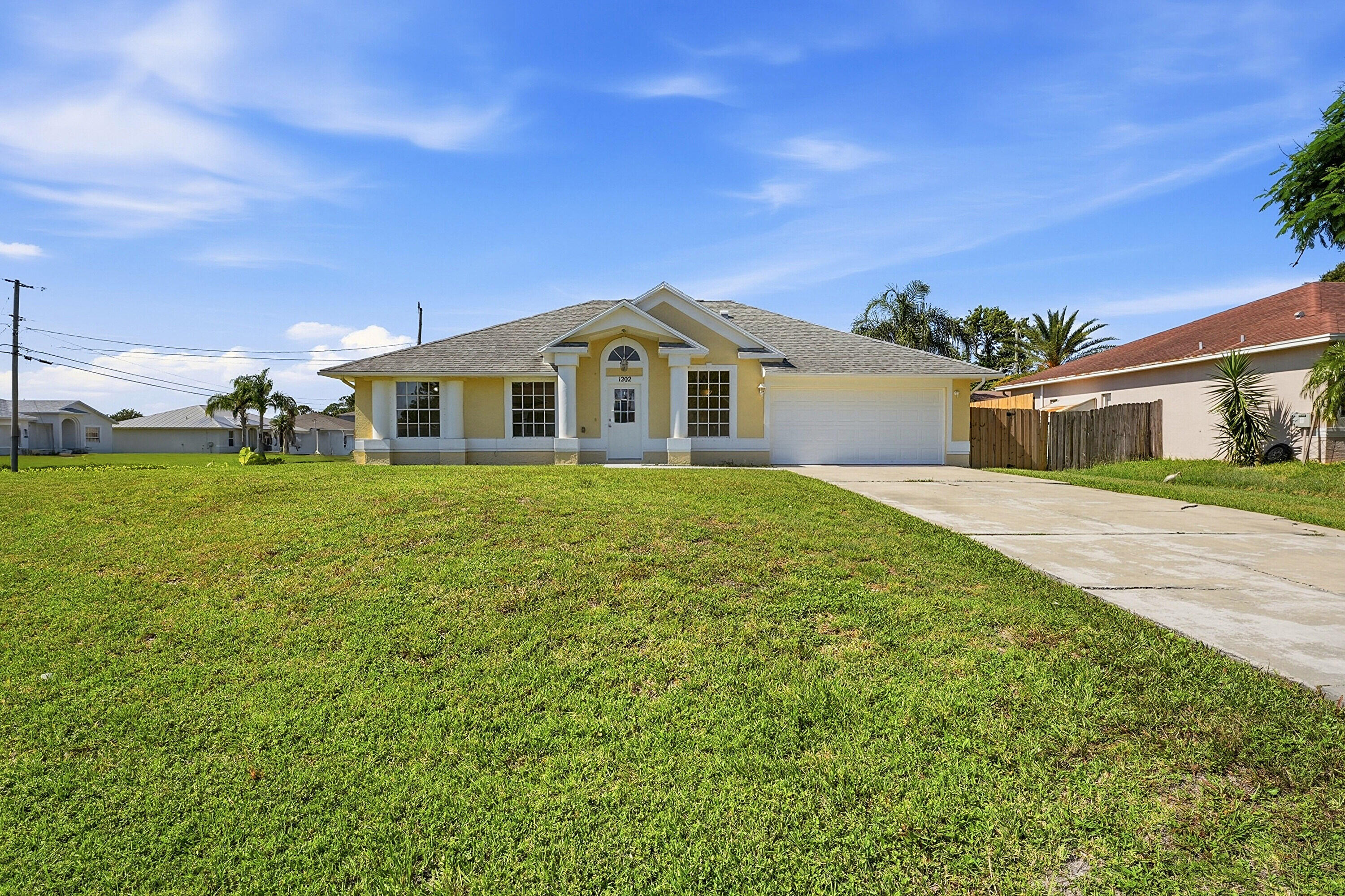 PORT ST LUCIE SECTION 8 - Residential
