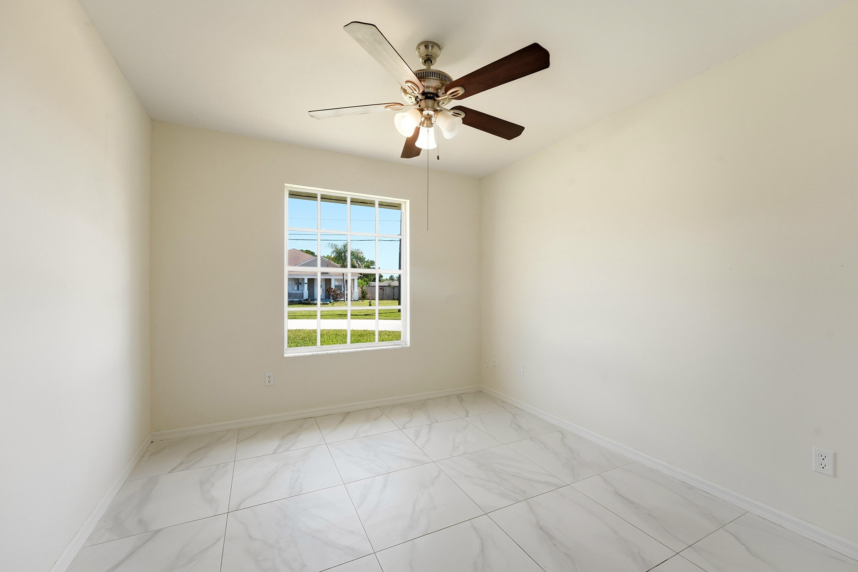 PORT ST LUCIE SECTION 8 - Residential