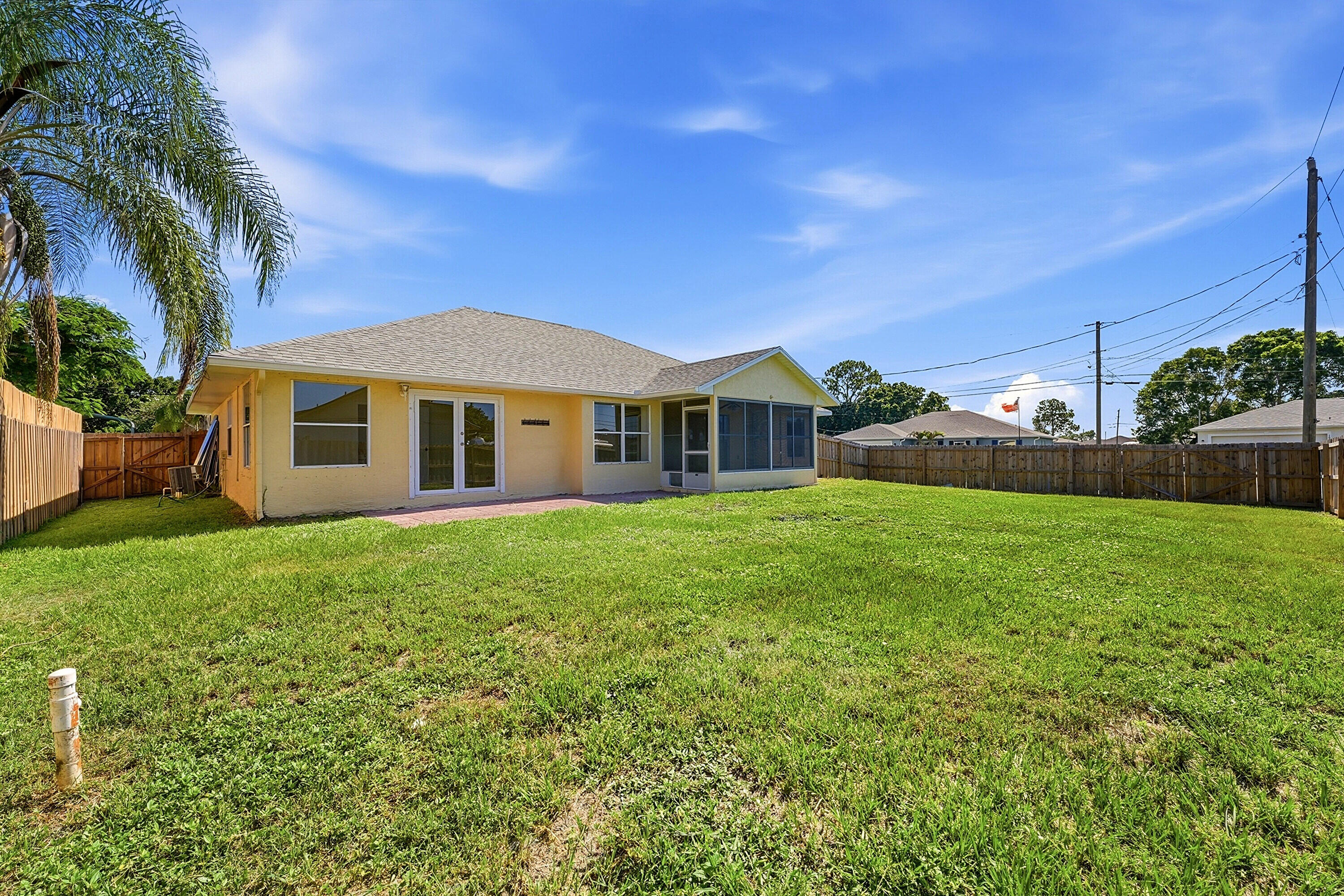 PORT ST LUCIE SECTION 8 - Residential