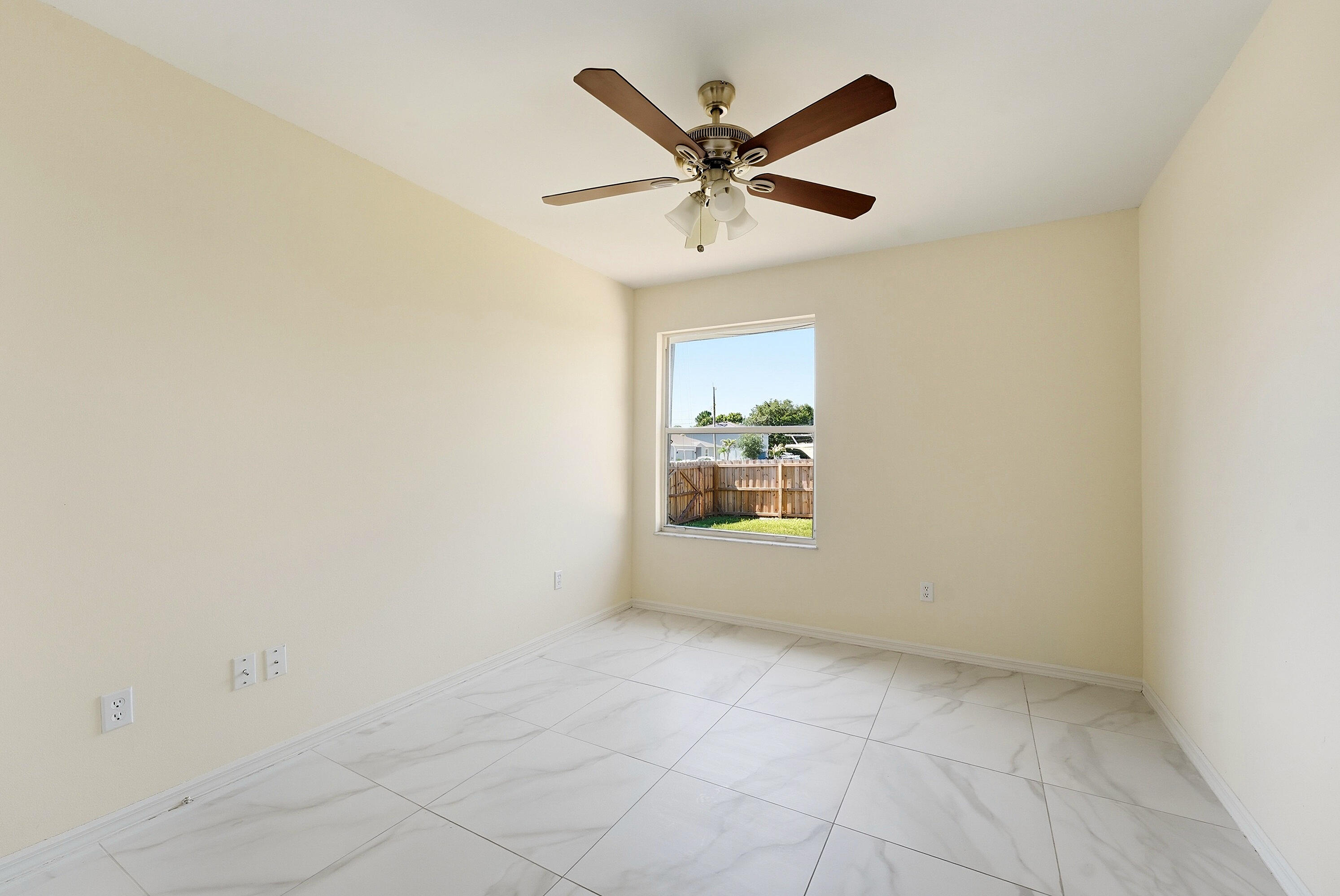 PORT ST LUCIE SECTION 8 - Residential