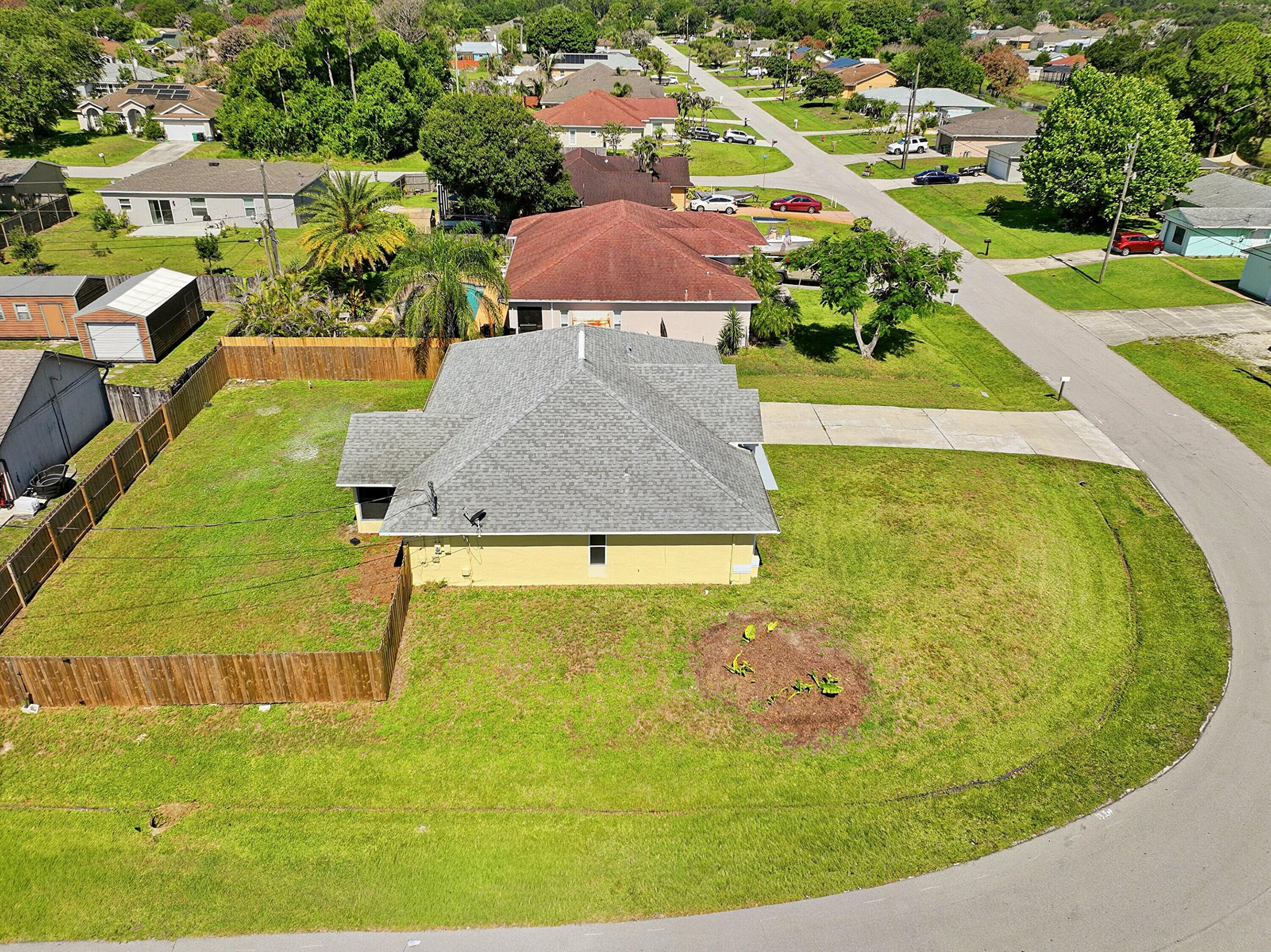 PORT ST LUCIE SECTION 8 - Residential
