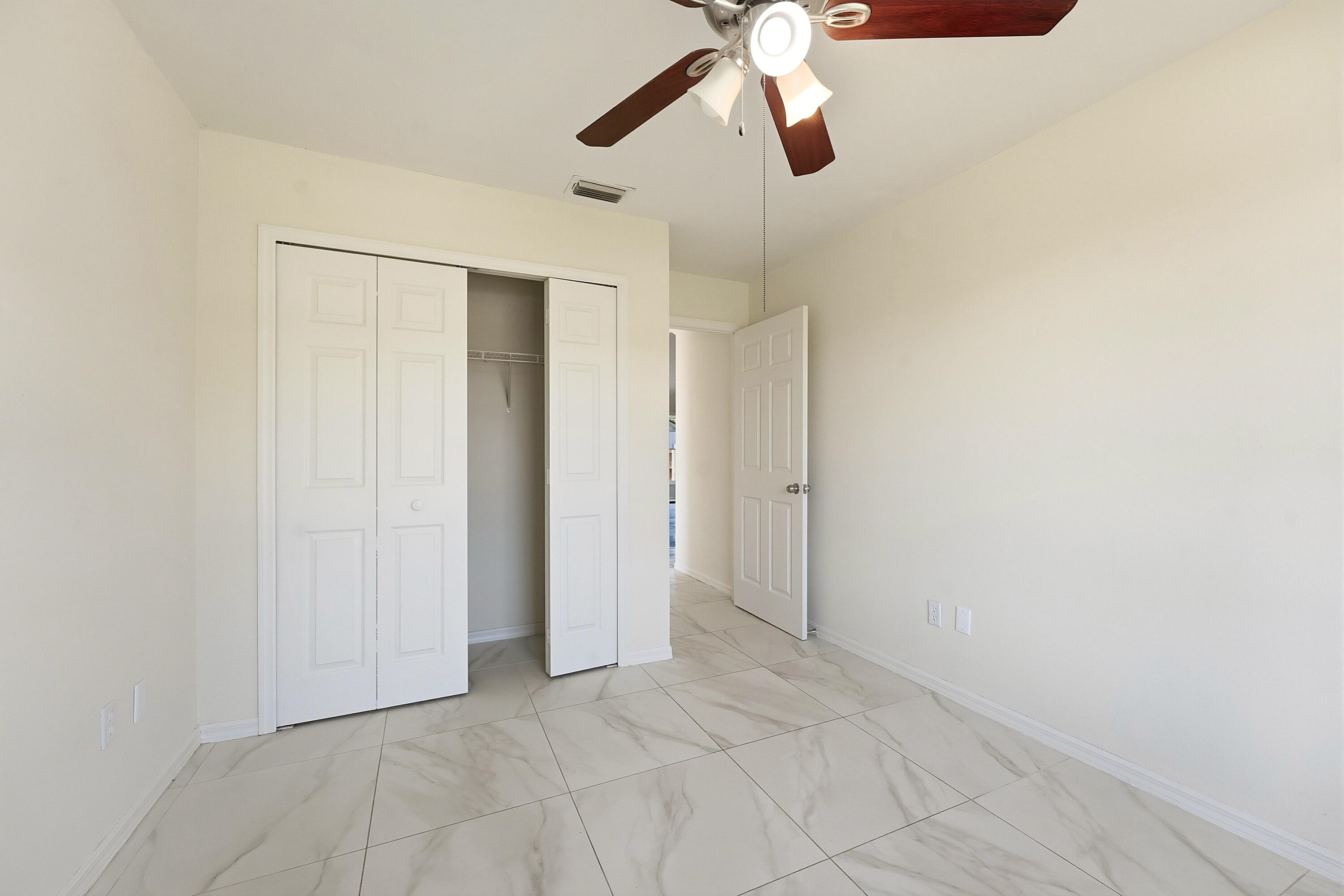 PORT ST LUCIE SECTION 8 - Residential