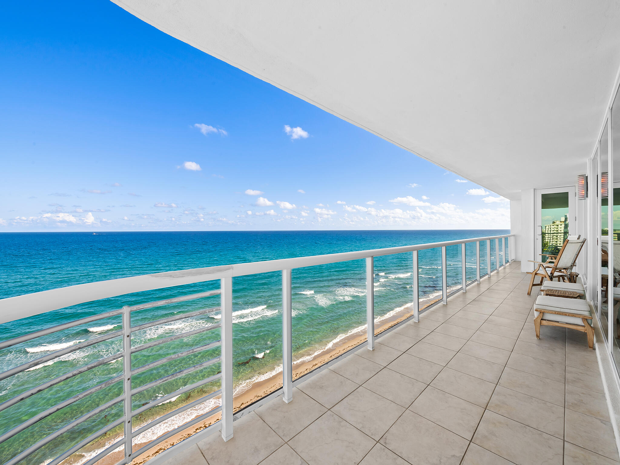VILLA NOVA CONDO - Residential