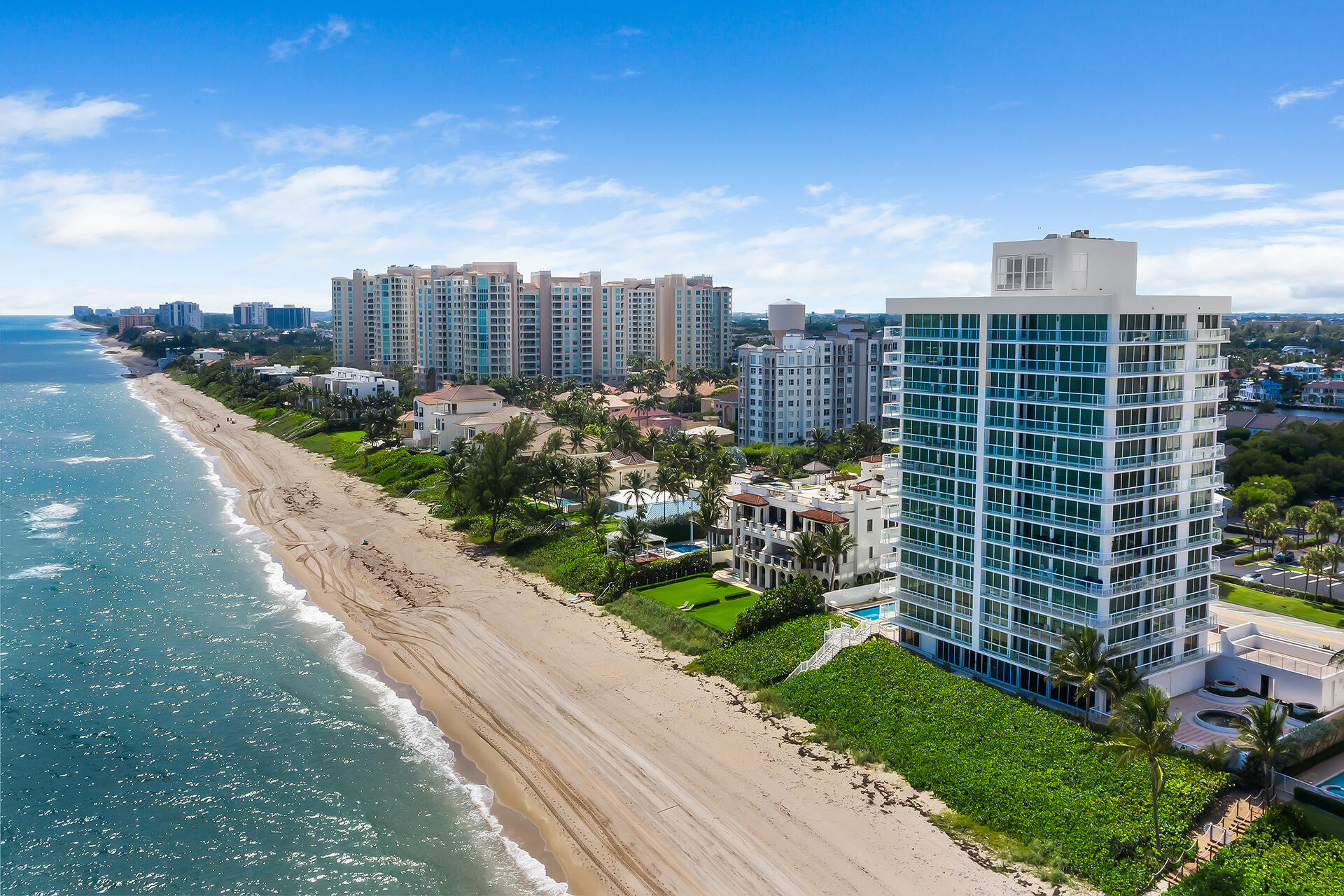 VILLA NOVA CONDO - Residential
